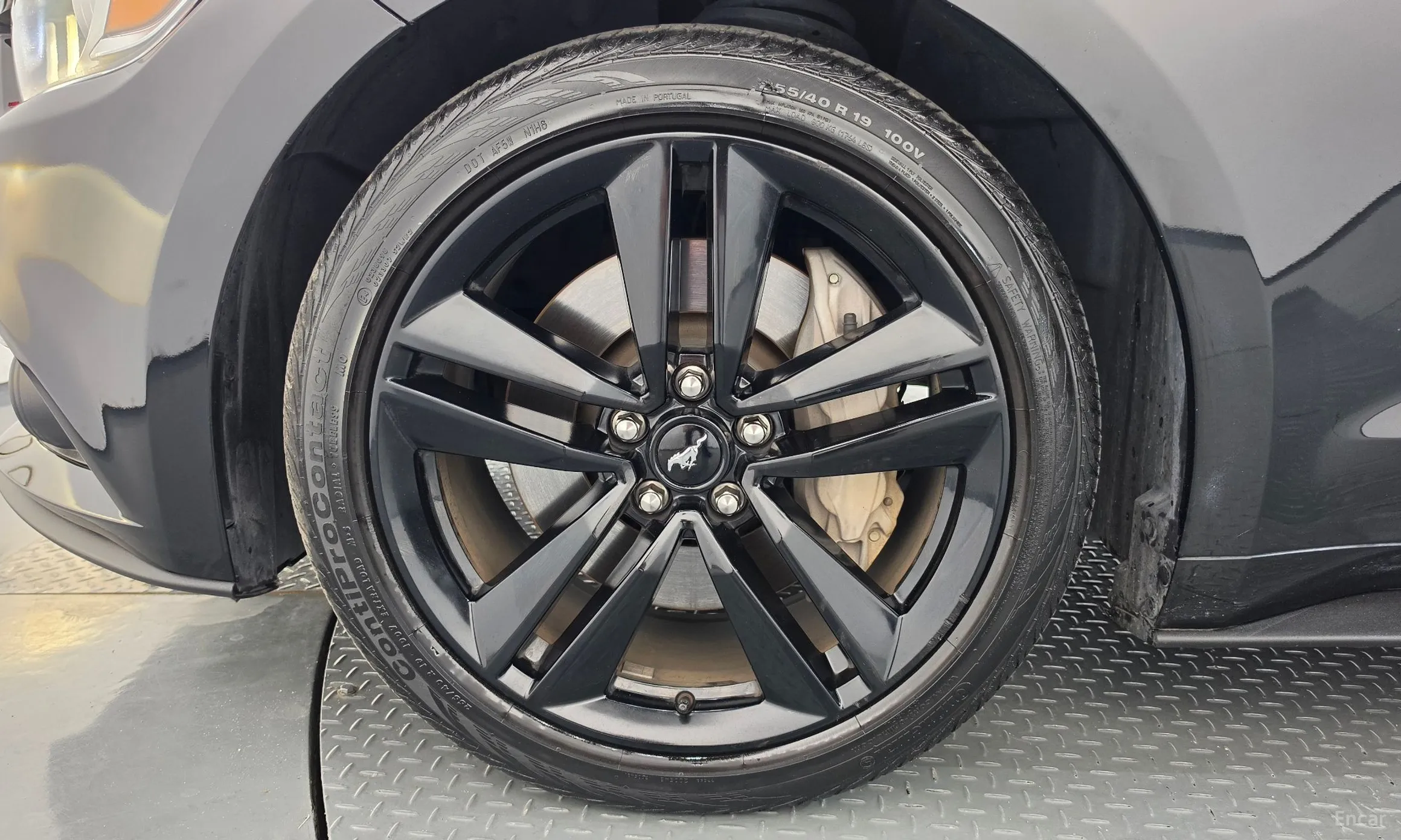 Ford Mustang превью 5