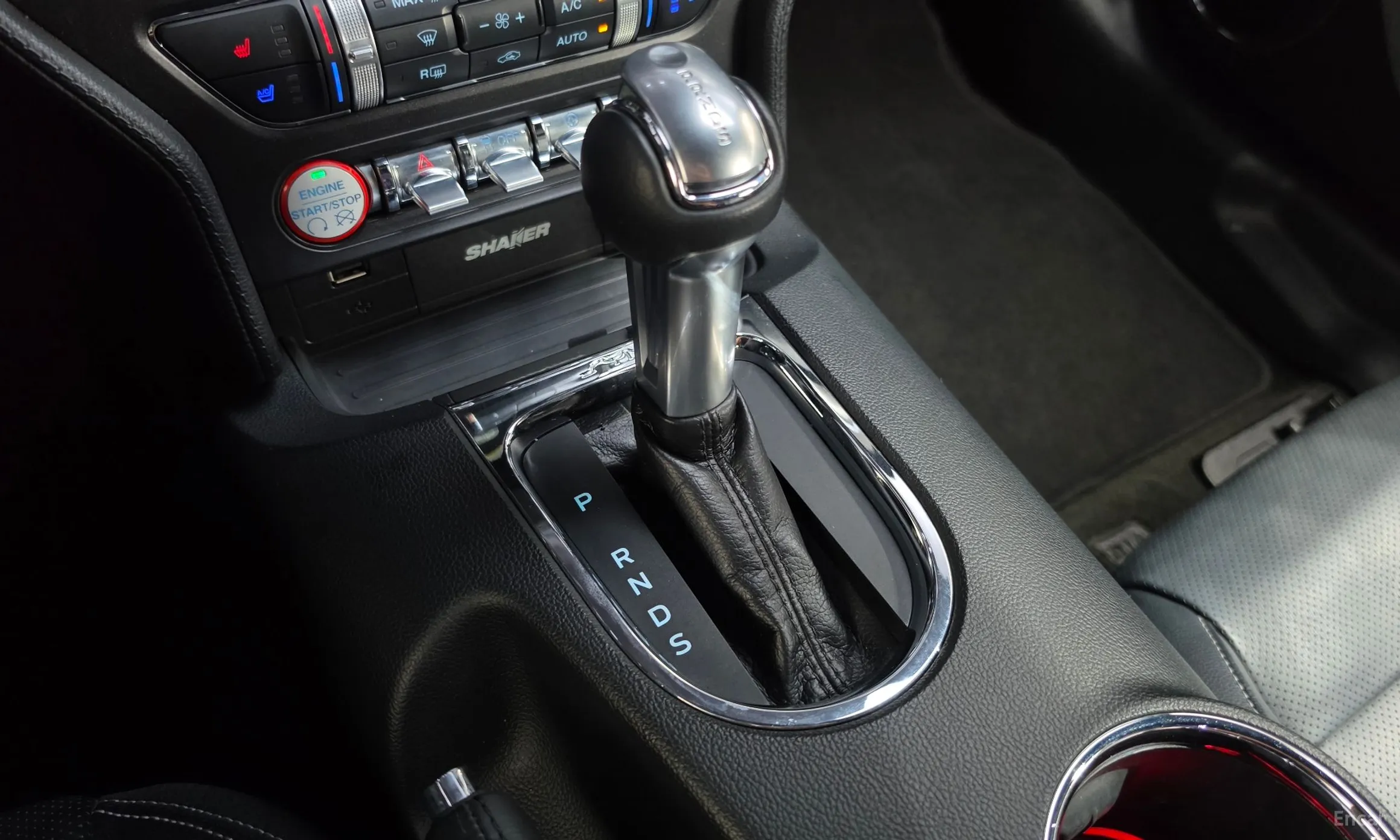 Ford Mustang превью 9