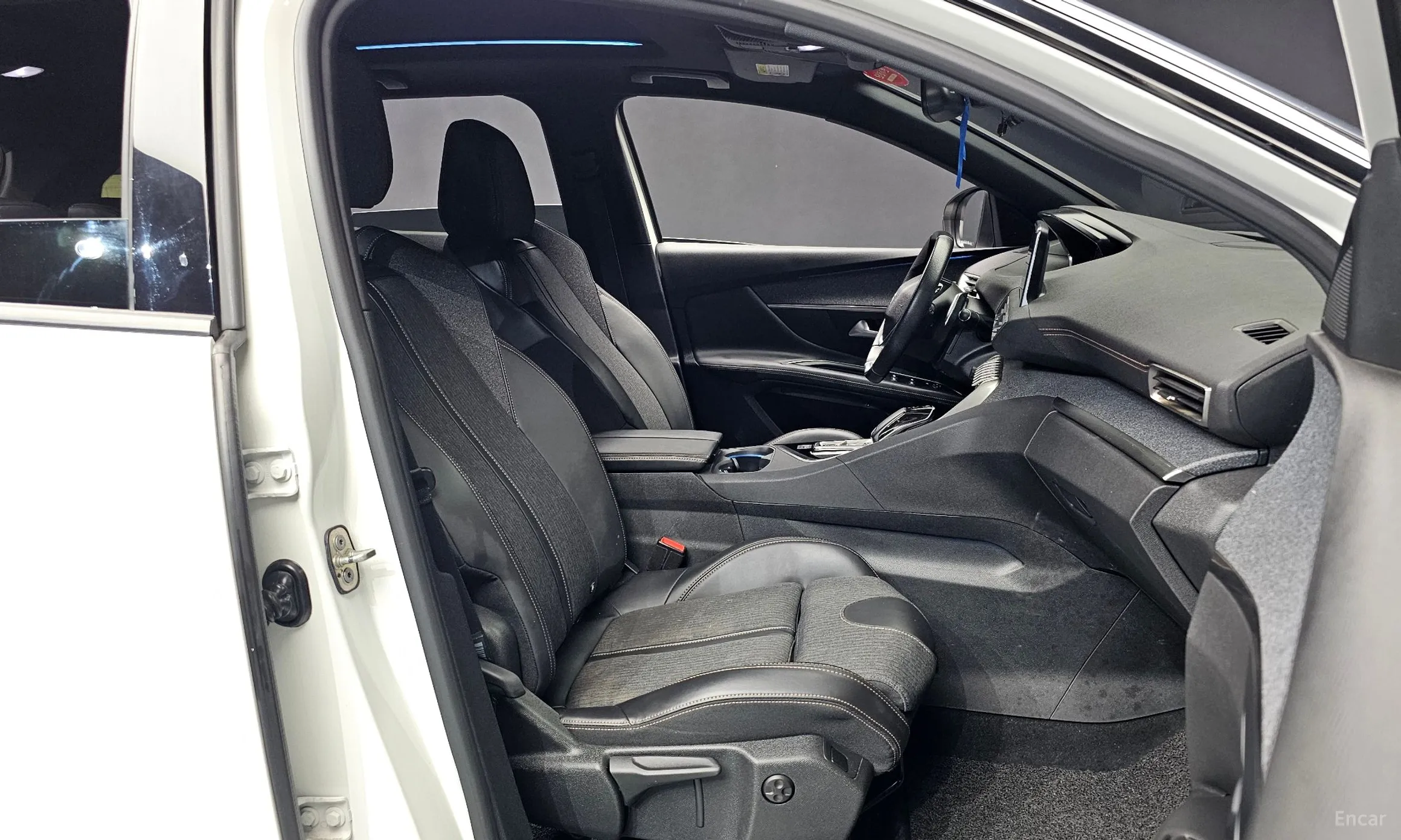Peugeot 3008 2nd generation превью 11