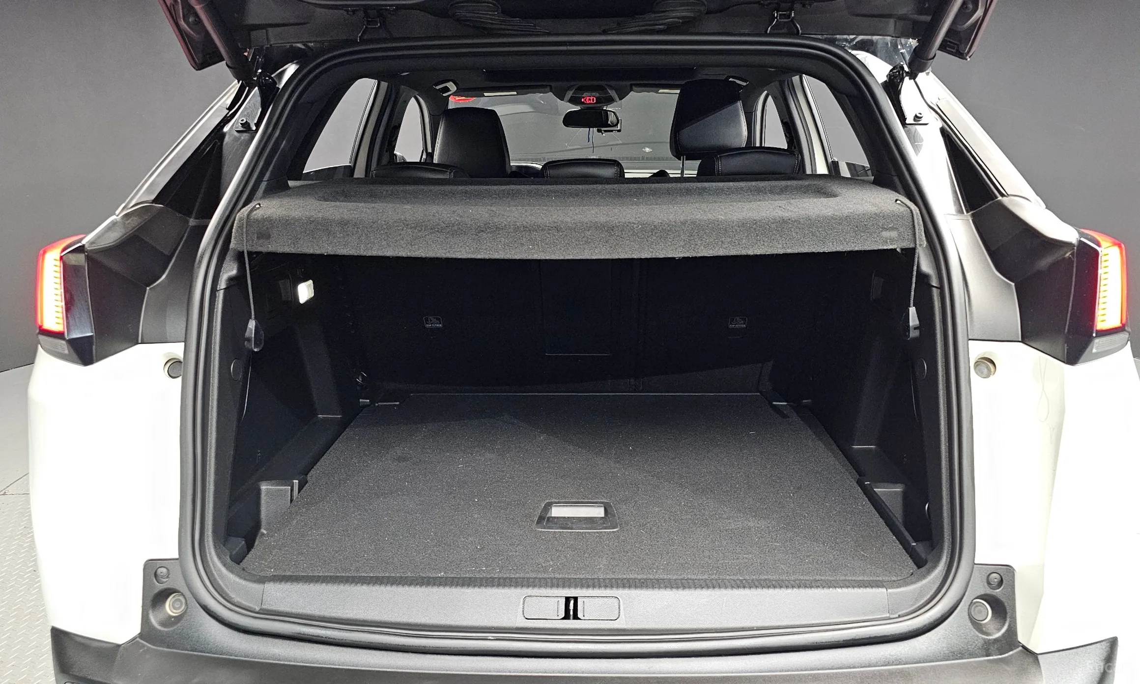 Peugeot 3008 2nd generation превью 20
