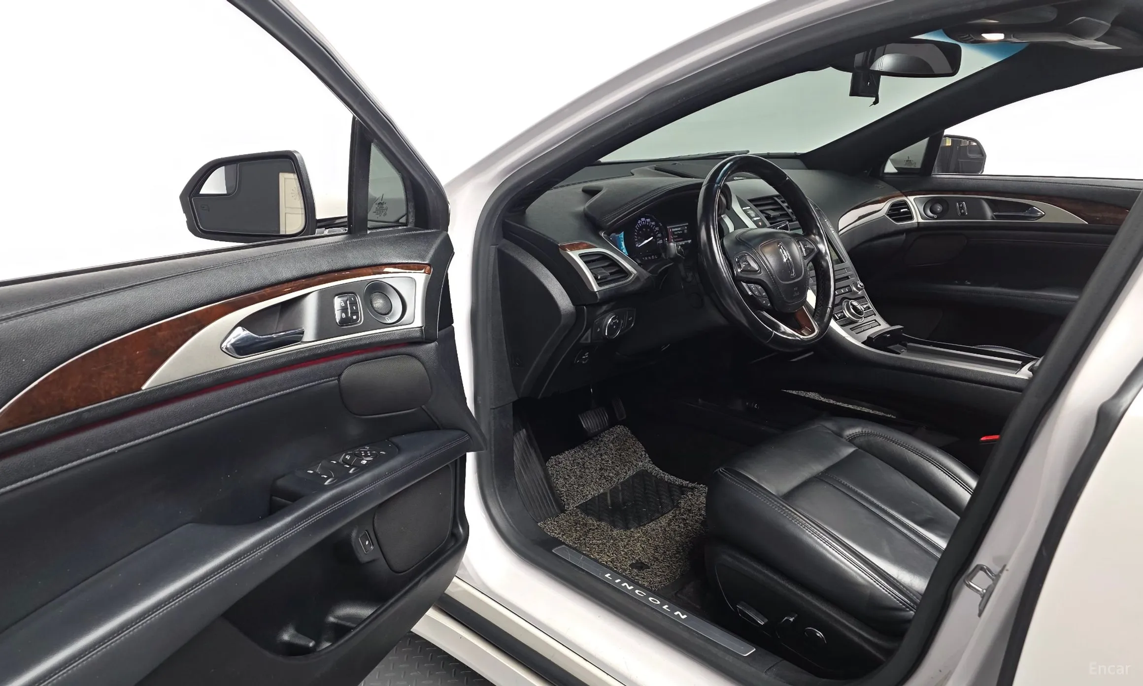 Lincoln New MKZ превью 10