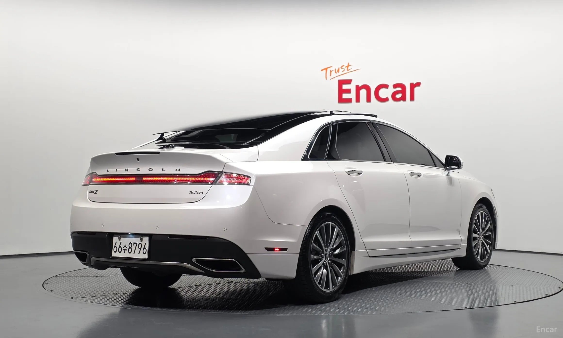 Lincoln New MKZ превью 2
