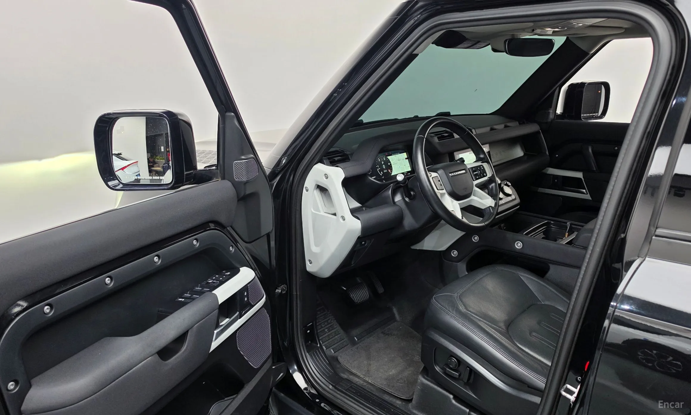 Land Rover Defender (L663) превью 10