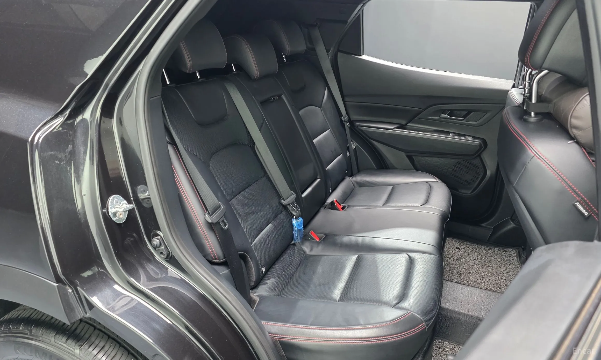 KG Mobility (SsangYong) Beautiful Korando превью 11