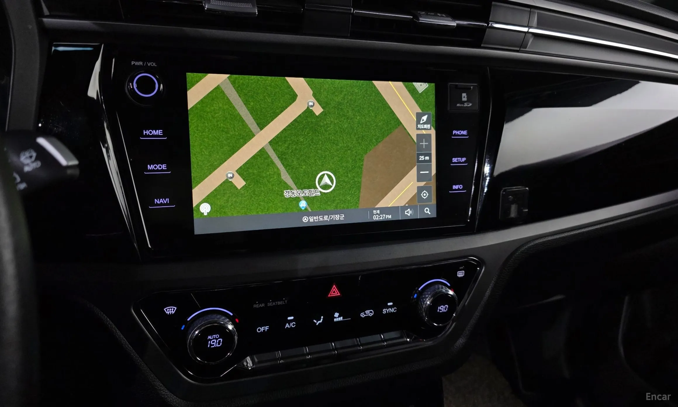 KG Mobility (SsangYong) Beautiful Korando превью 15