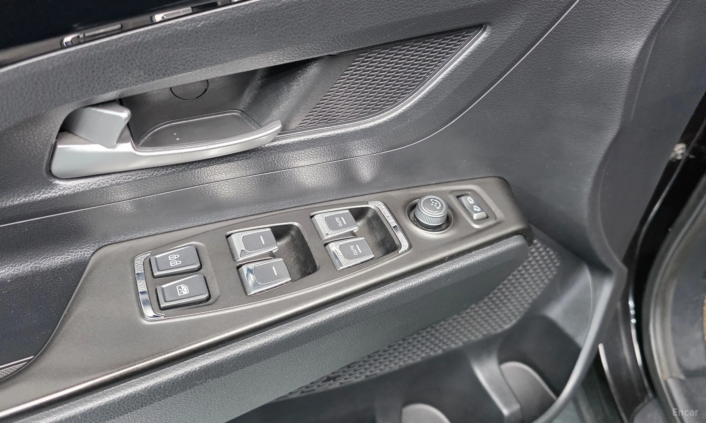 KG Mobility (SsangYong) Beautiful Korando превью 20