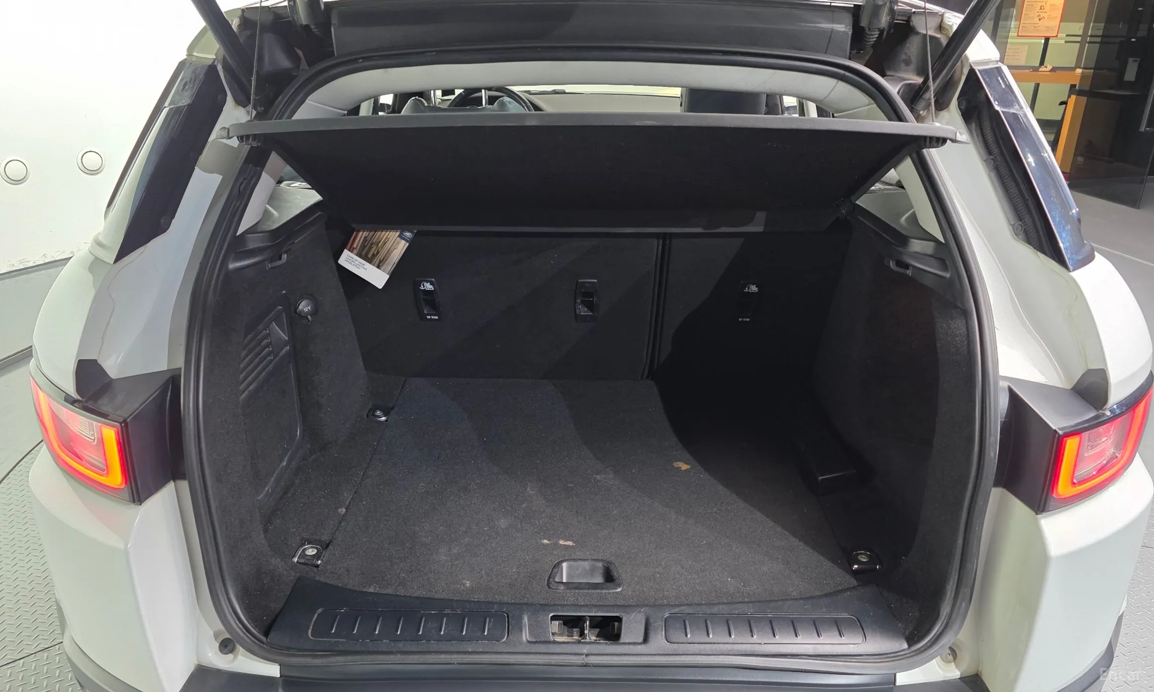 Land Rover Range Rover Evoque превью 20