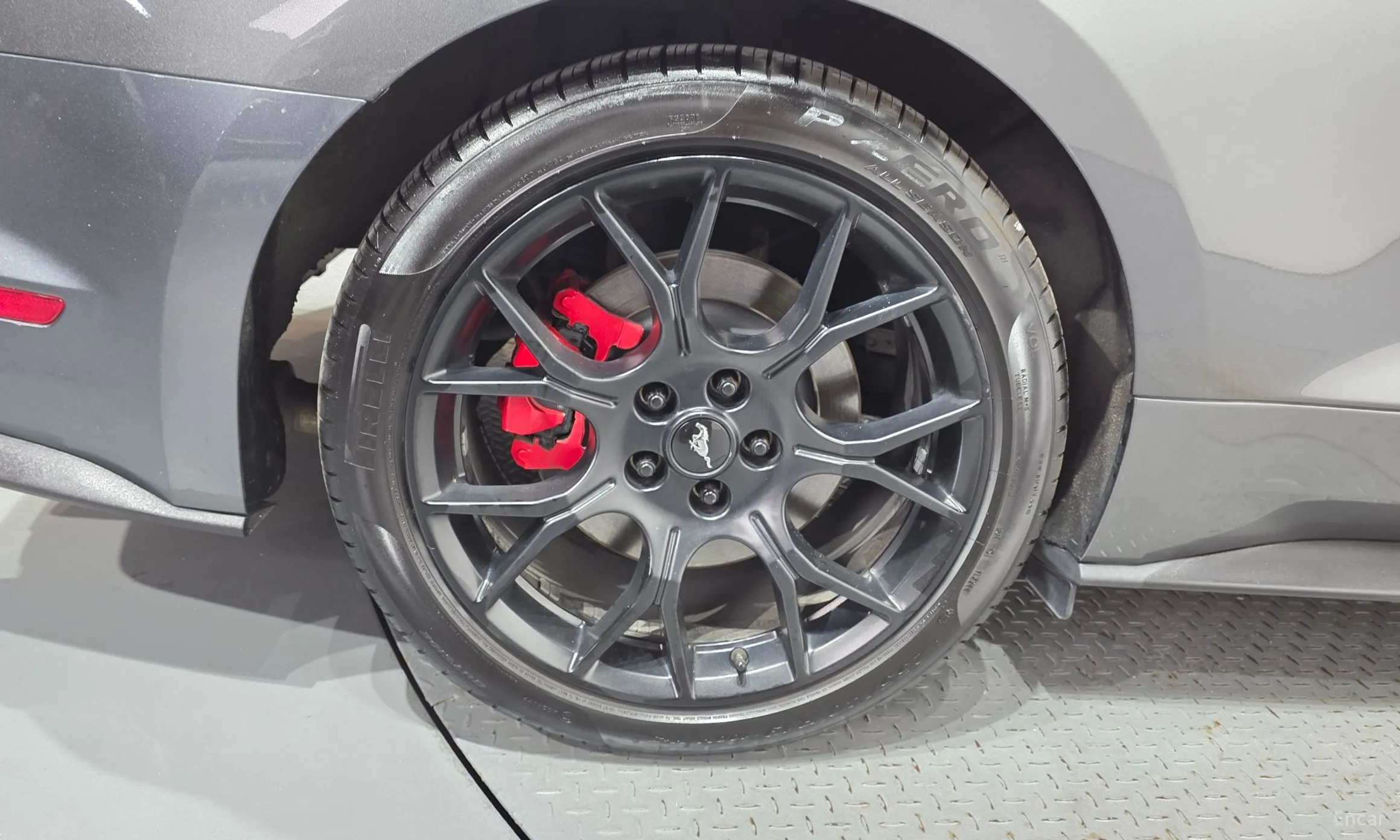 Ford Mustang превью 5