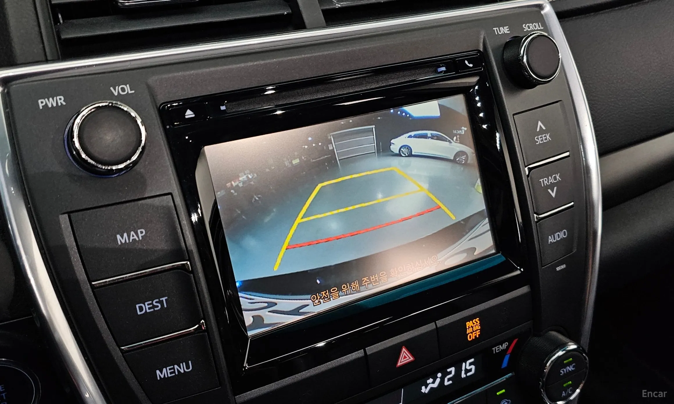 Toyota New Camry превью 17