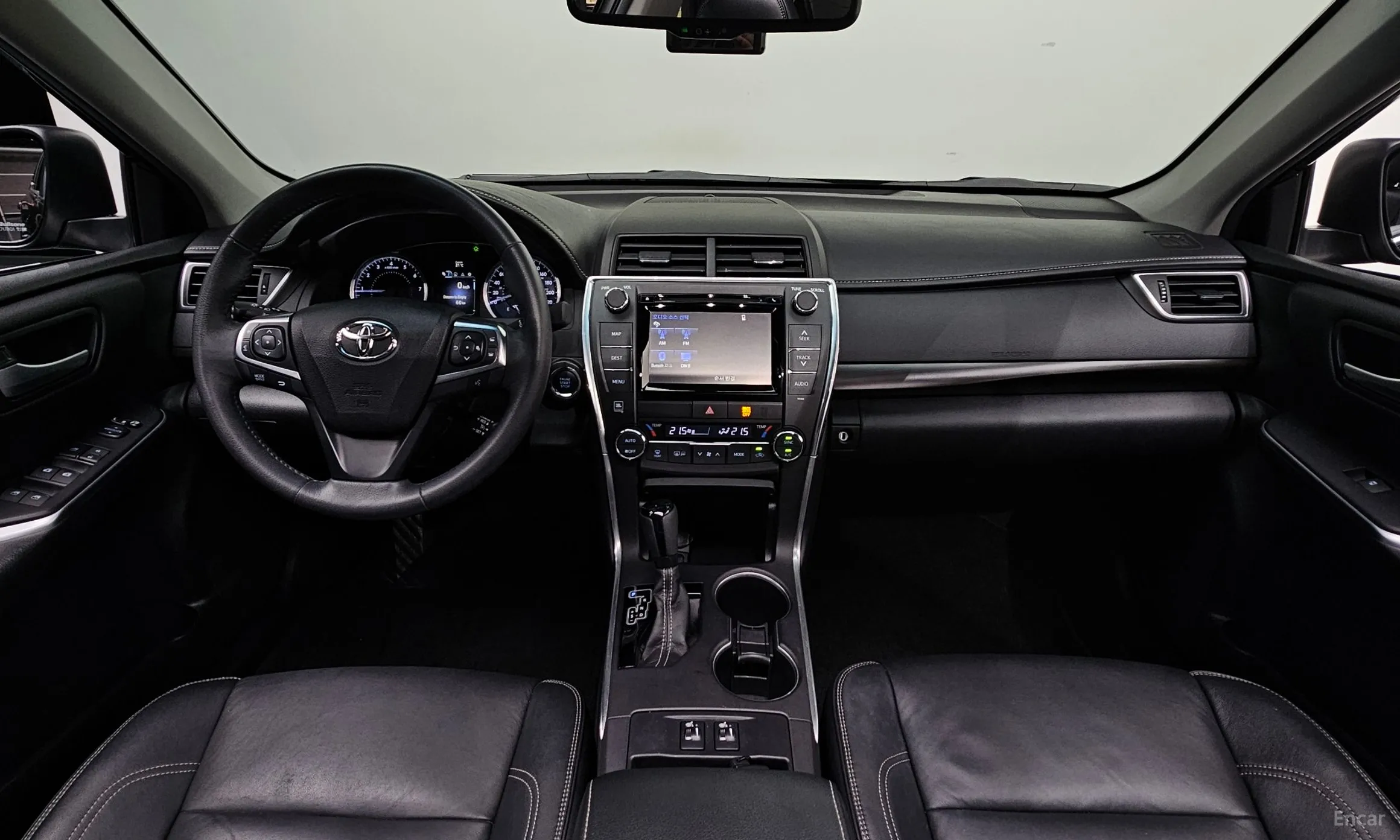 Toyota New Camry превью 7