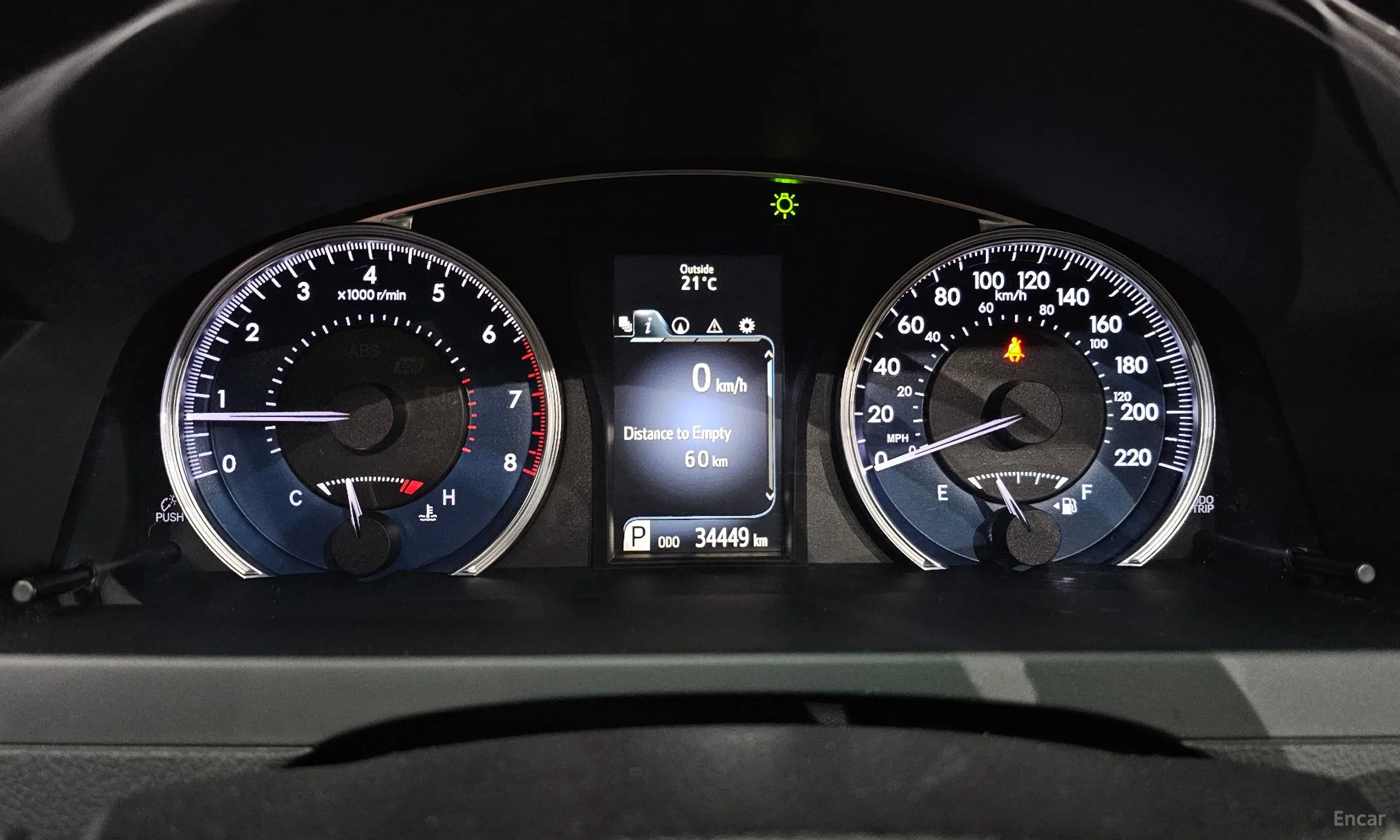 Toyota New Camry превью 8