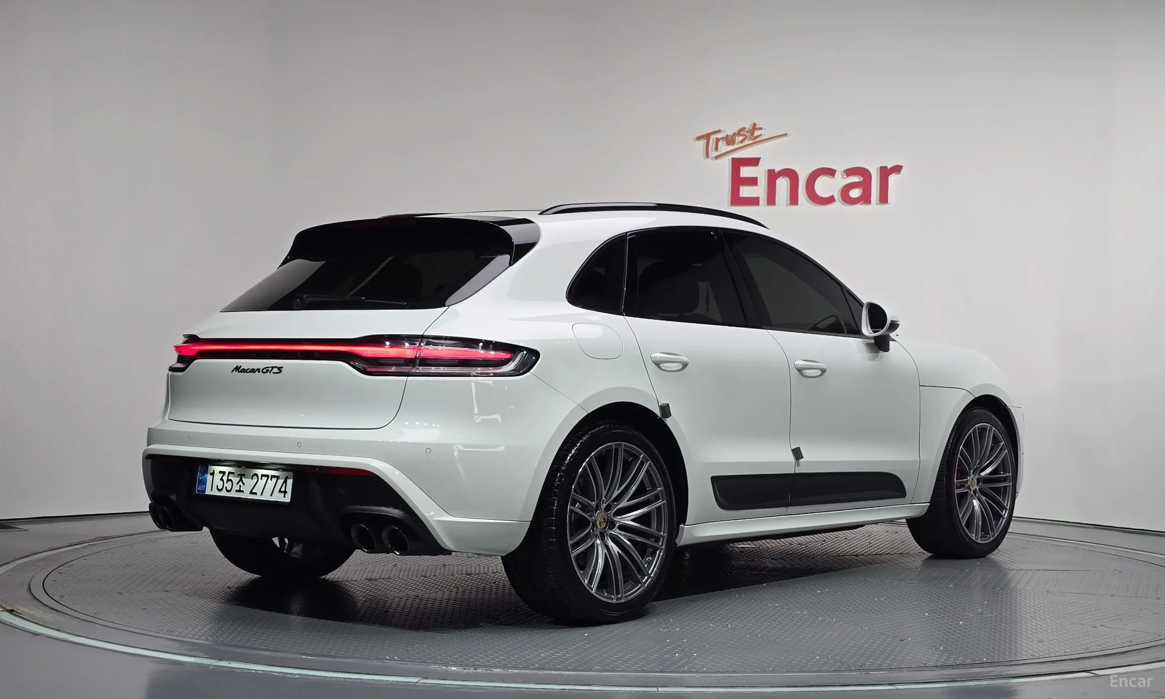 Porsche Macan превью 2
