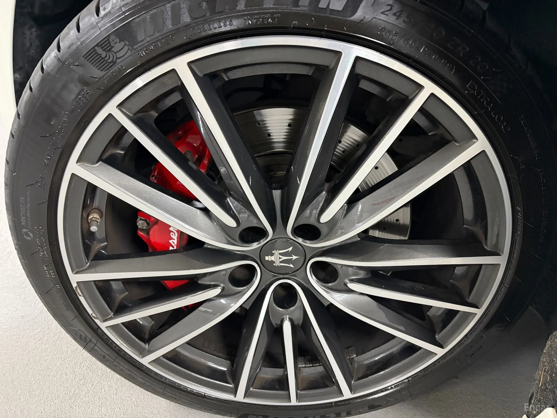 Maserati Quattroporte превью 20