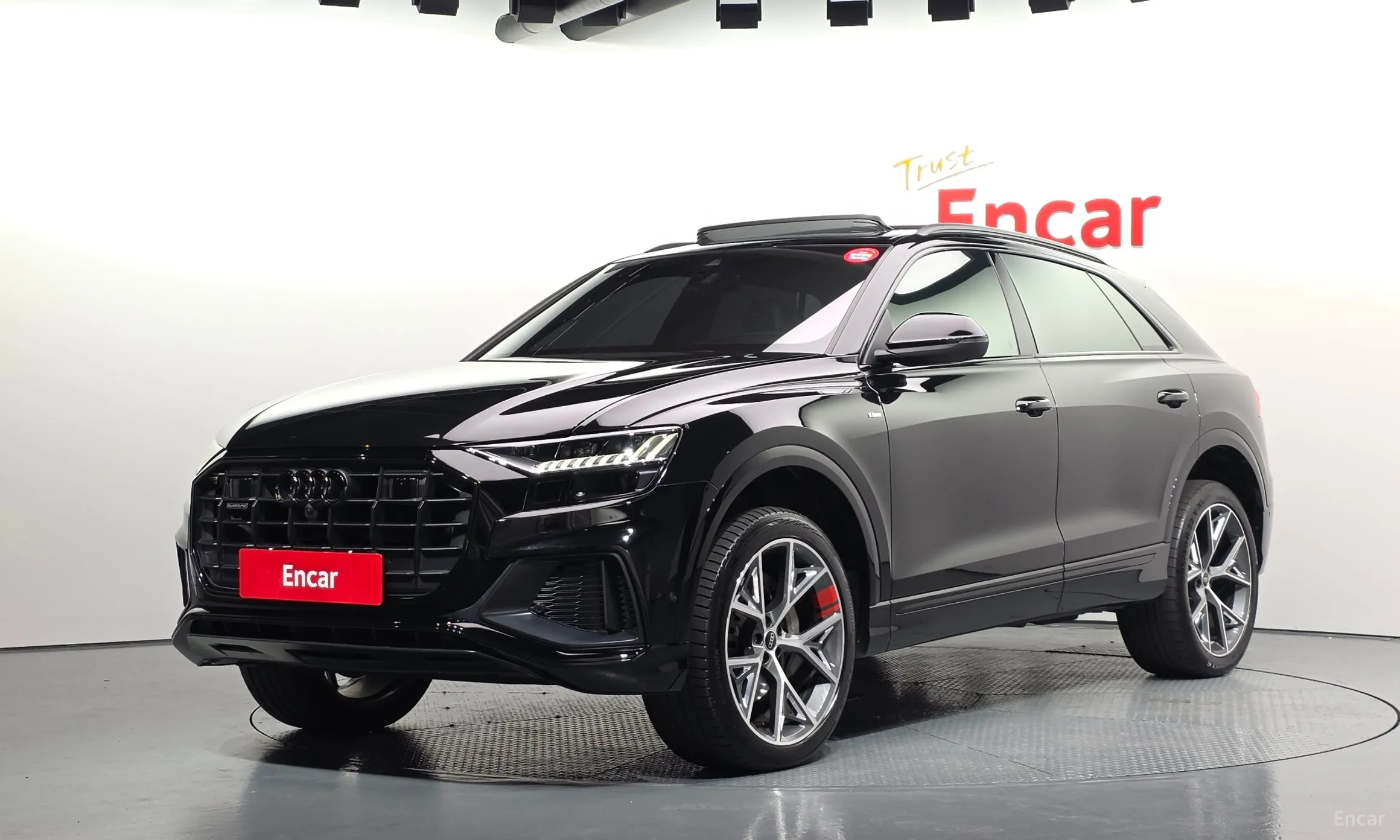 Audi Q8 (4M)