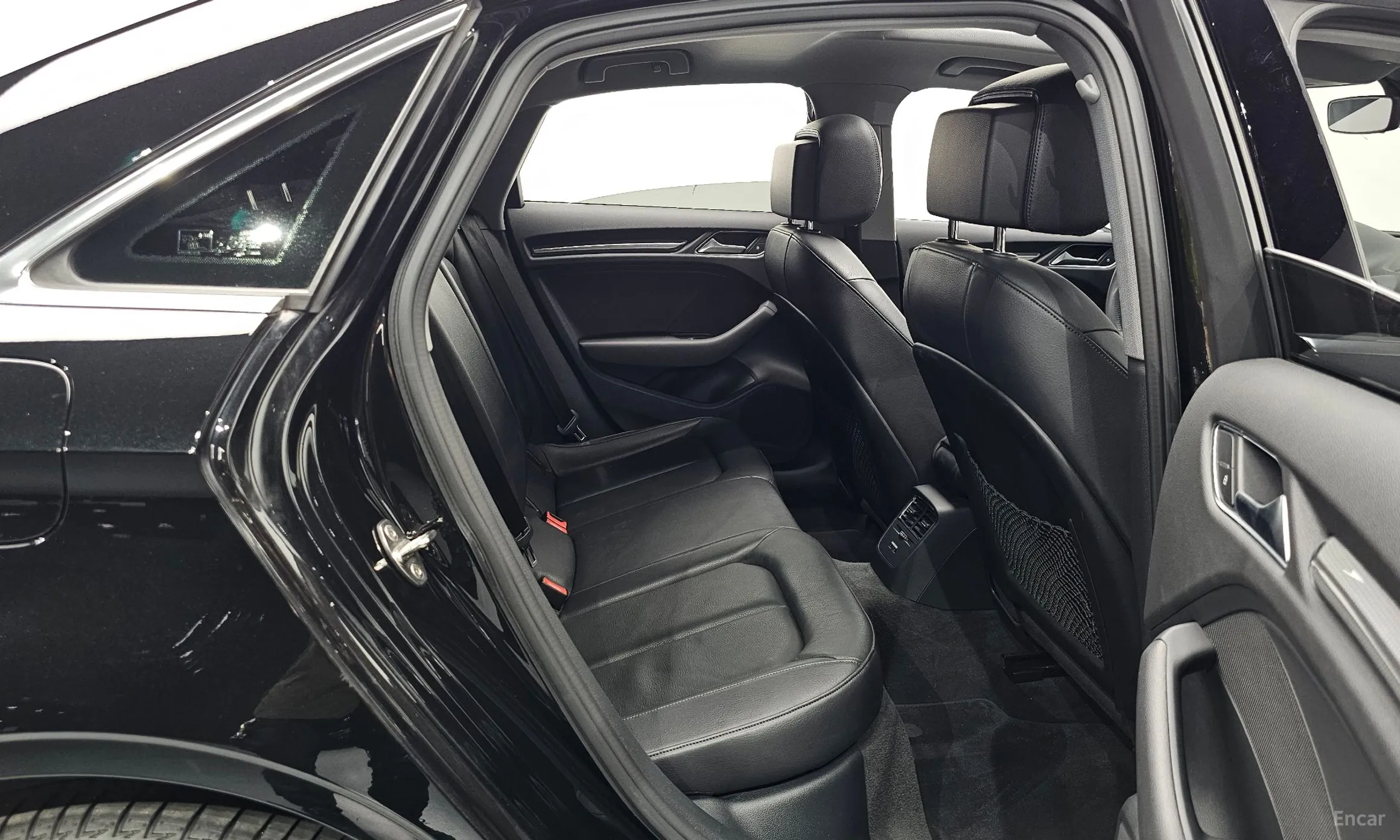 Audi New A3 превью 12