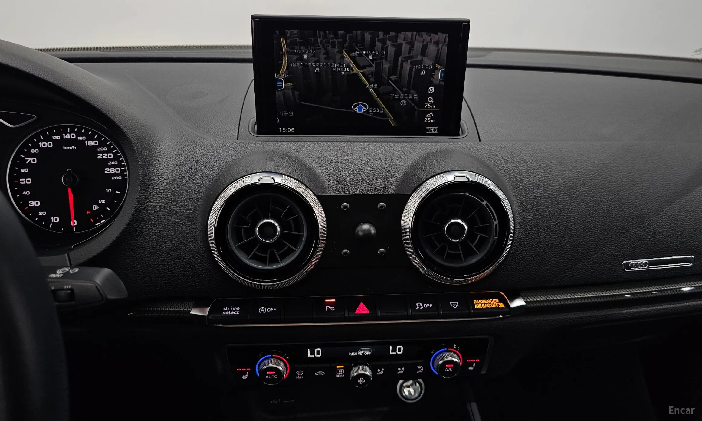 Audi New A3 превью 14