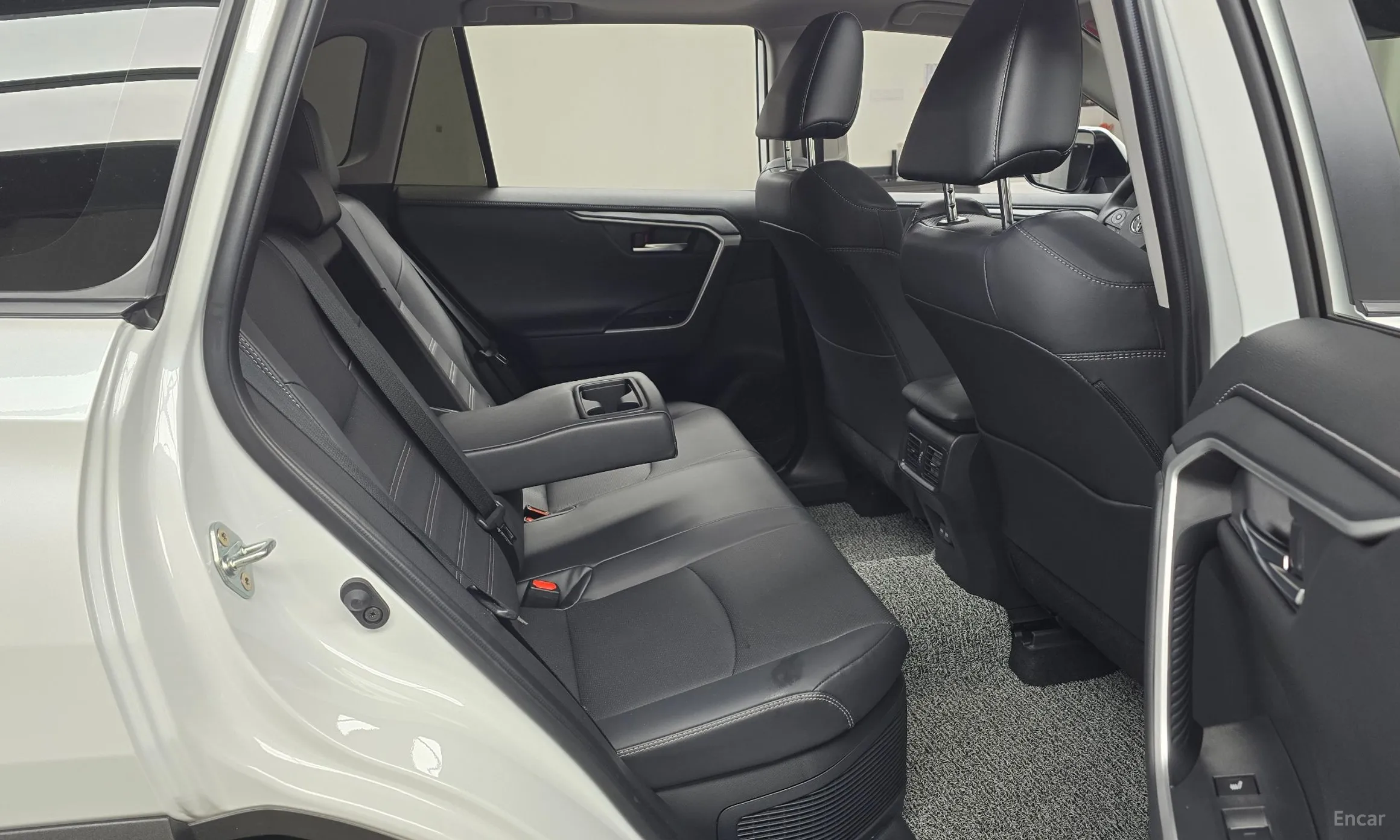Toyota RAV4 5th Generation превью 11