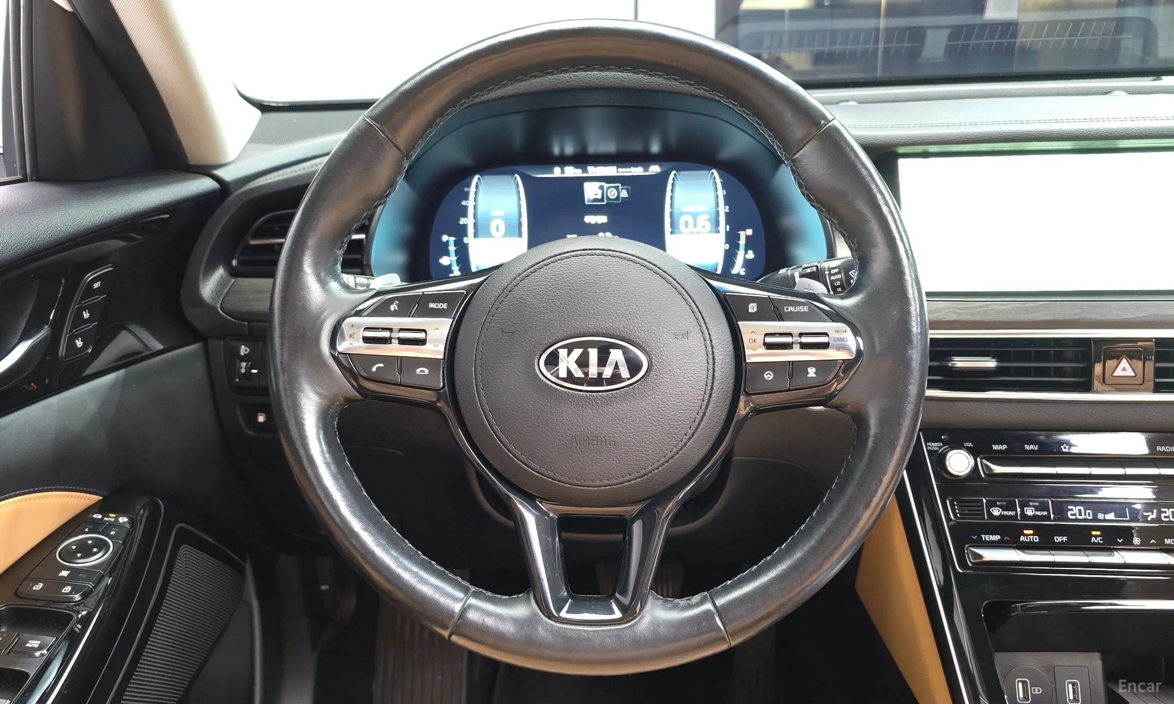Kia K7 Premier превью 15