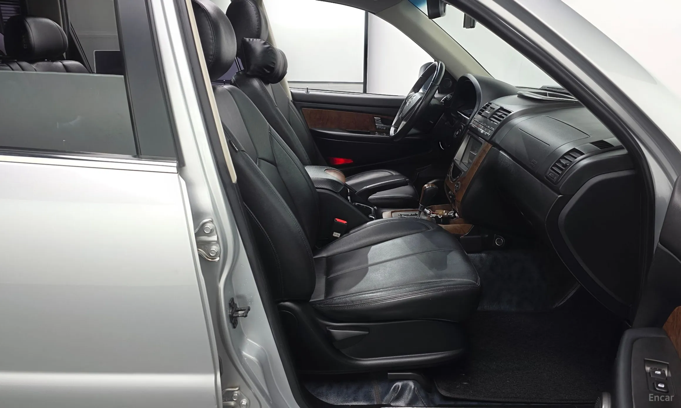 KG Mobility (SsangYong) Rexton W превью 11