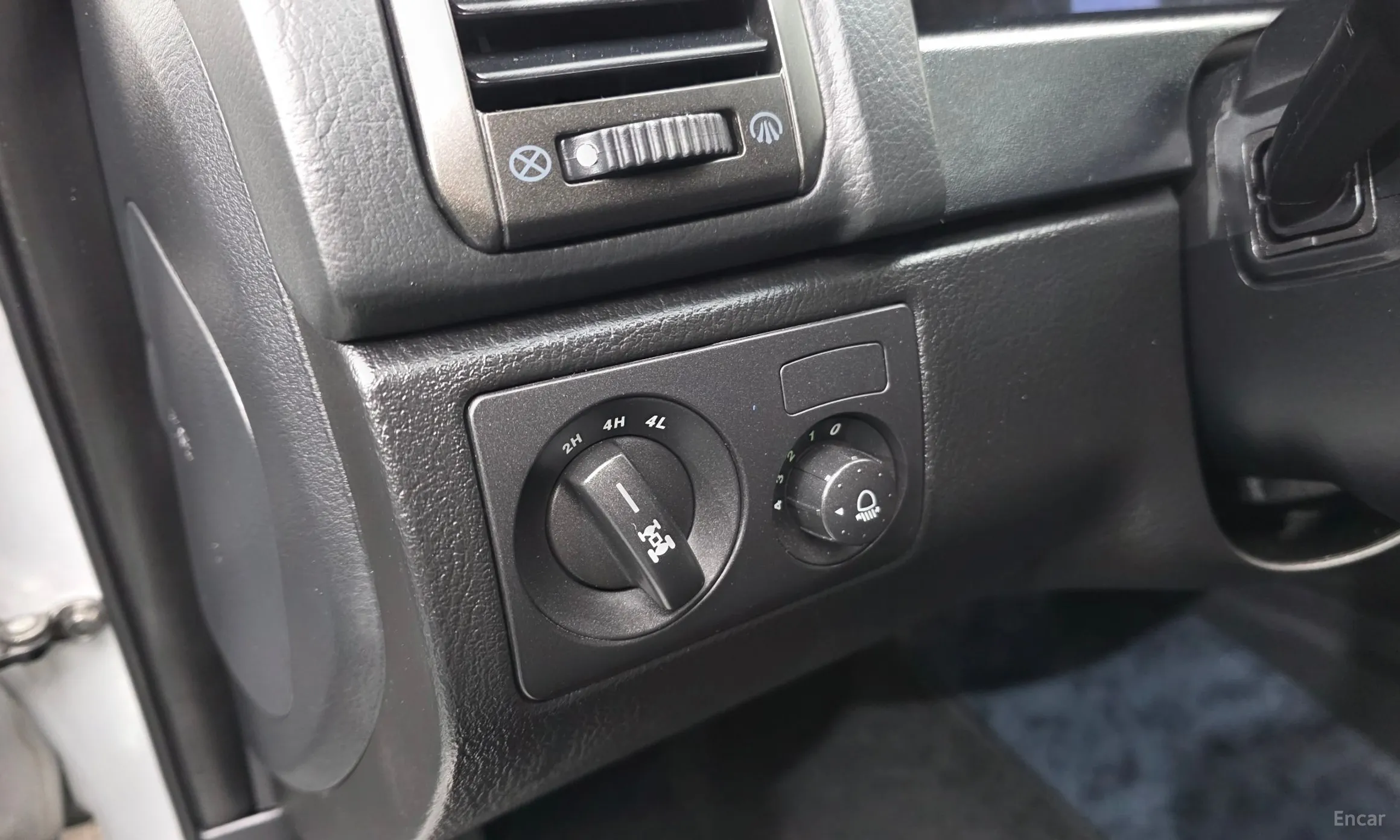 KG Mobility (SsangYong) Rexton W превью 19