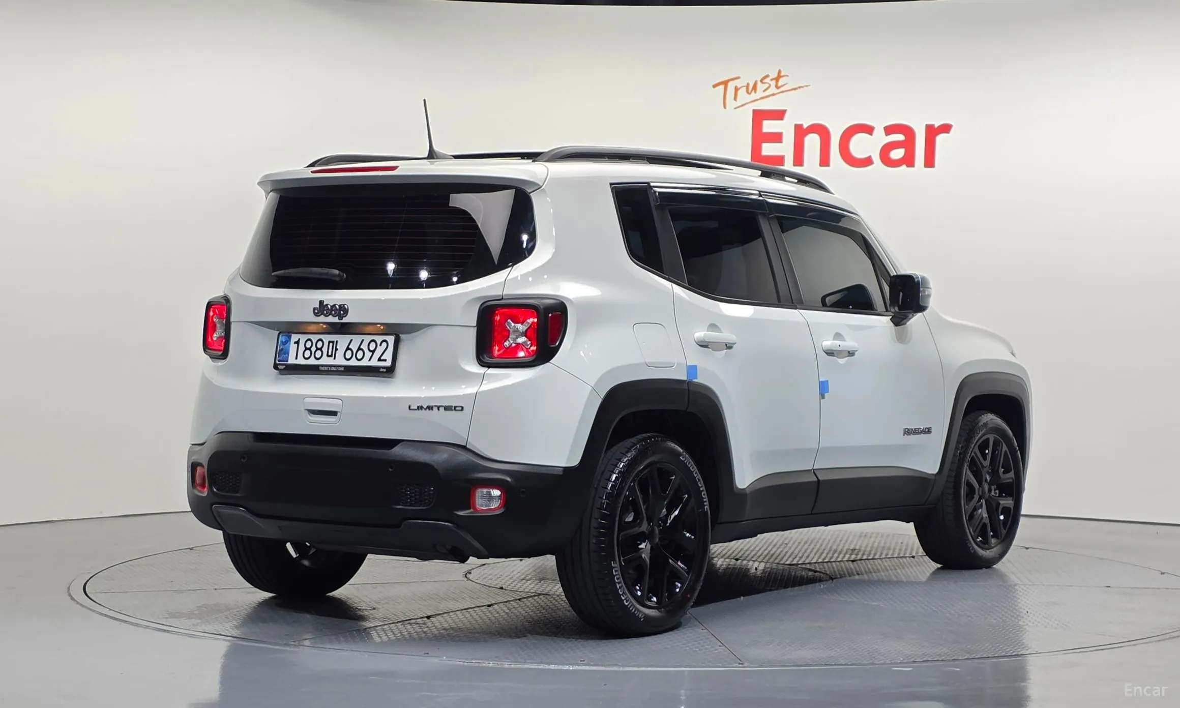 Jeep Renegade превью 2