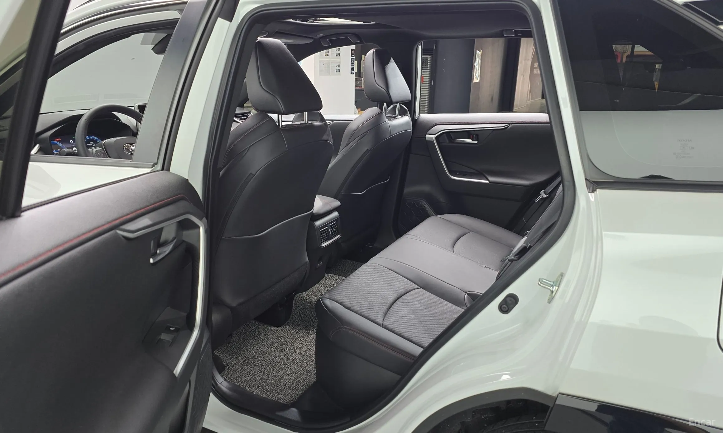 Toyota RAV4 5th Generation превью 11