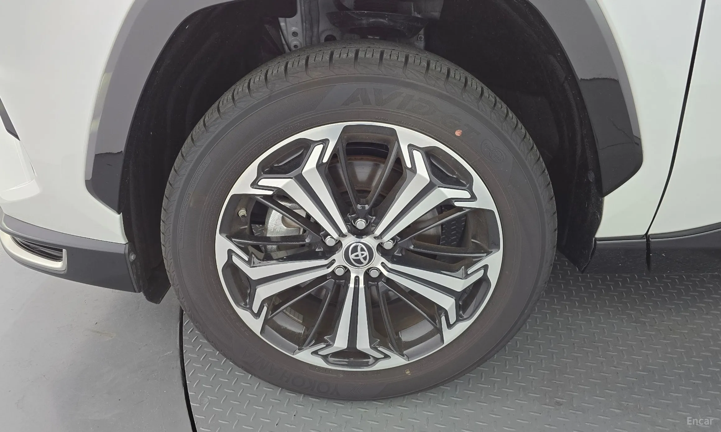 Toyota RAV4 5th Generation превью 5