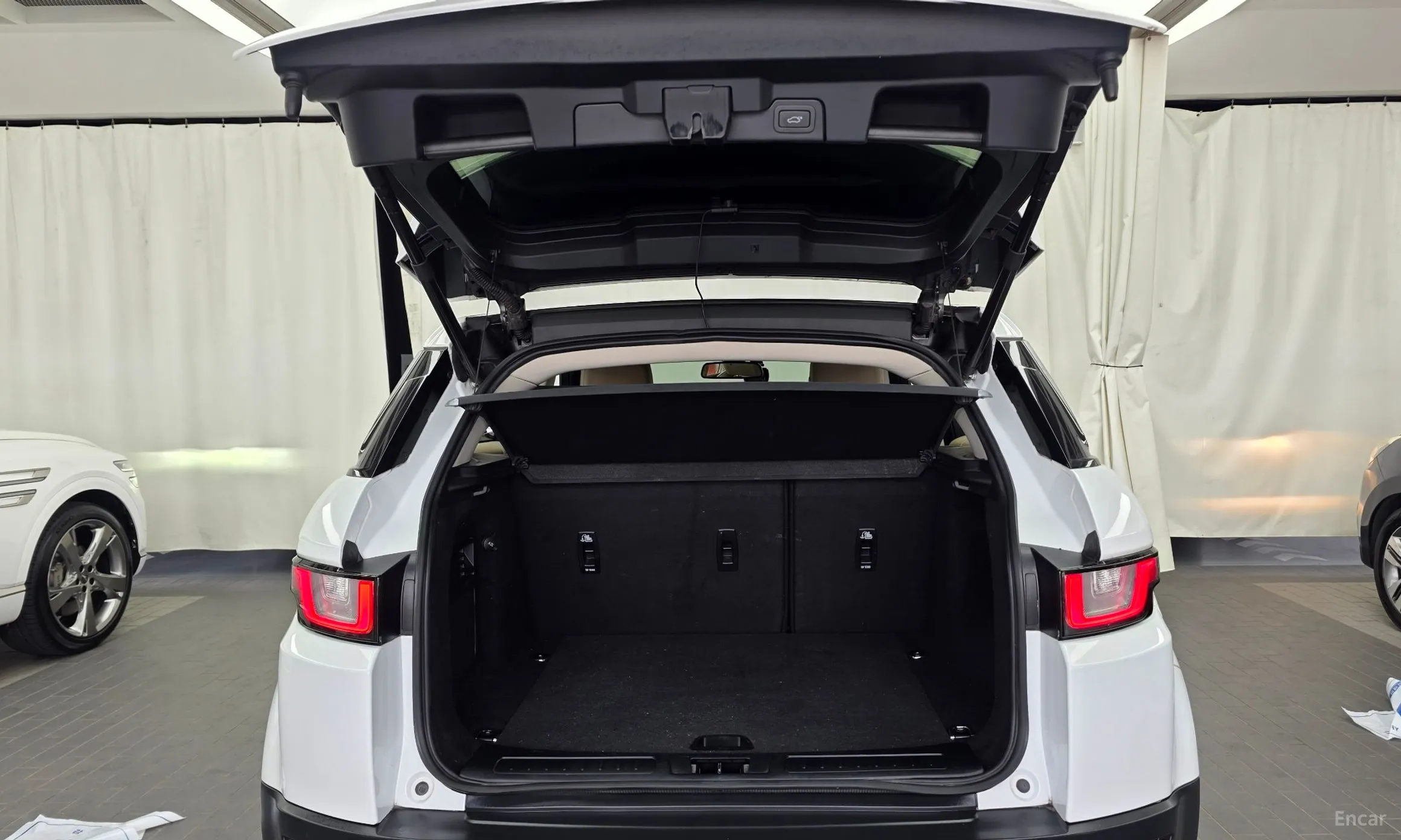 Land Rover Range Rover Evoque превью 20