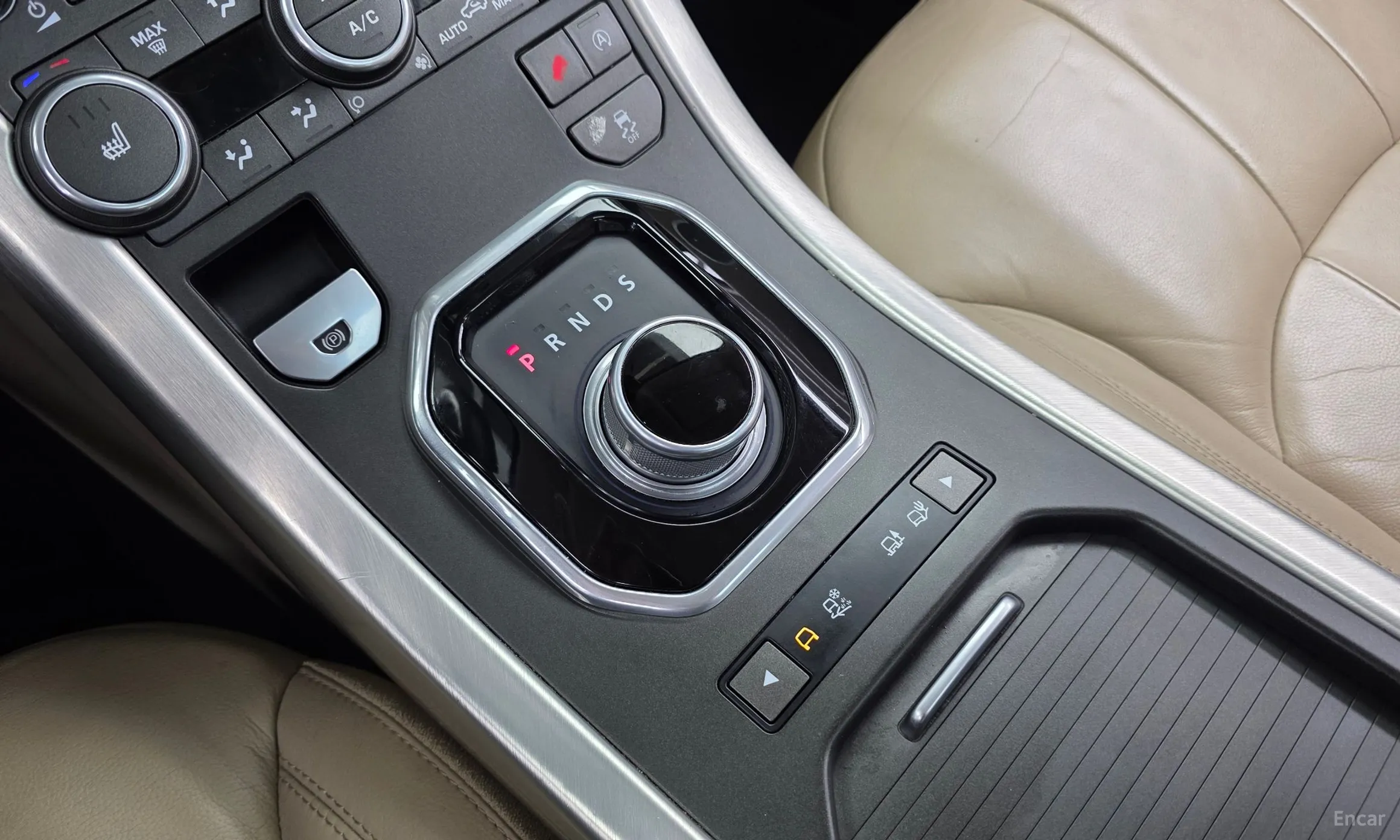 Land Rover Range Rover Evoque превью 9
