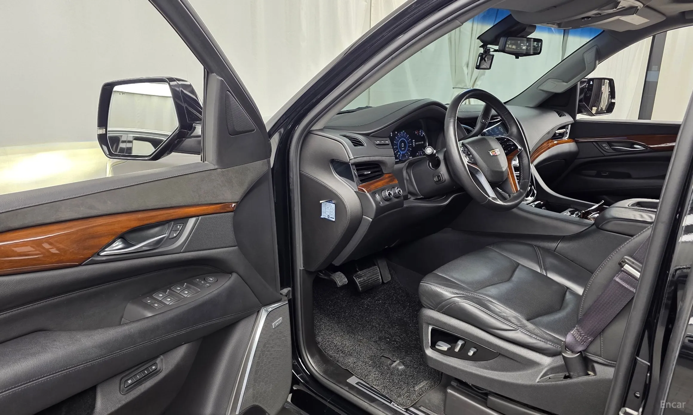 Cadillac Escalade превью 10