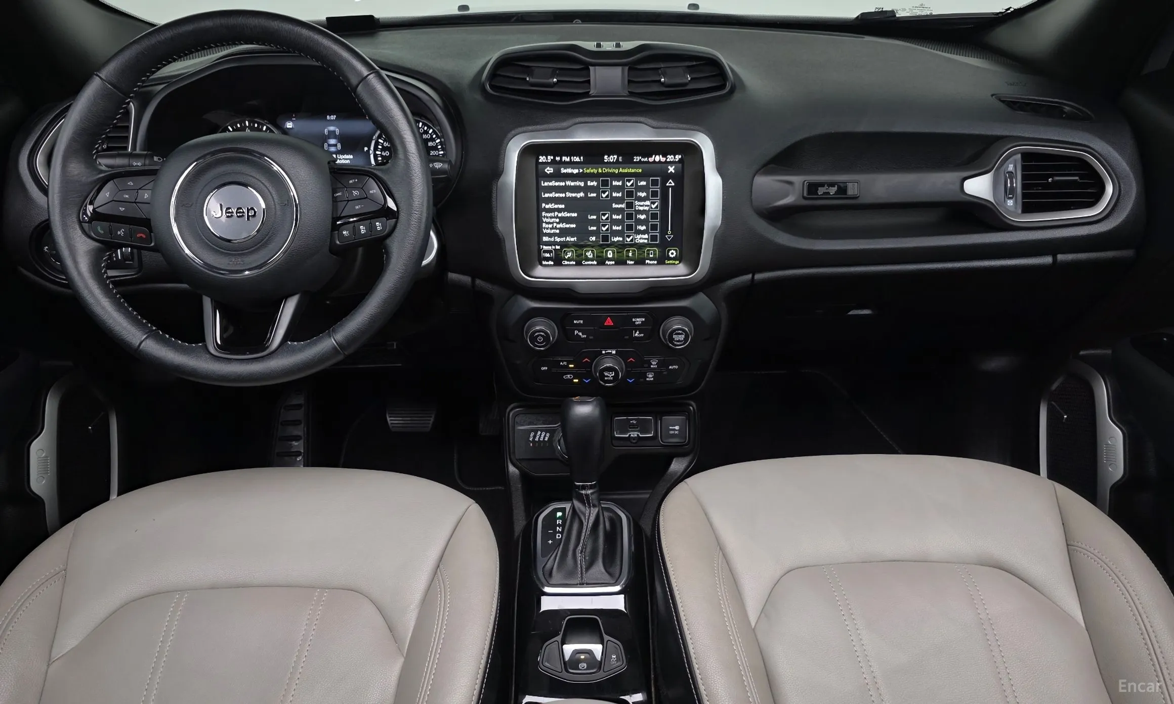 Jeep Renegade превью 7