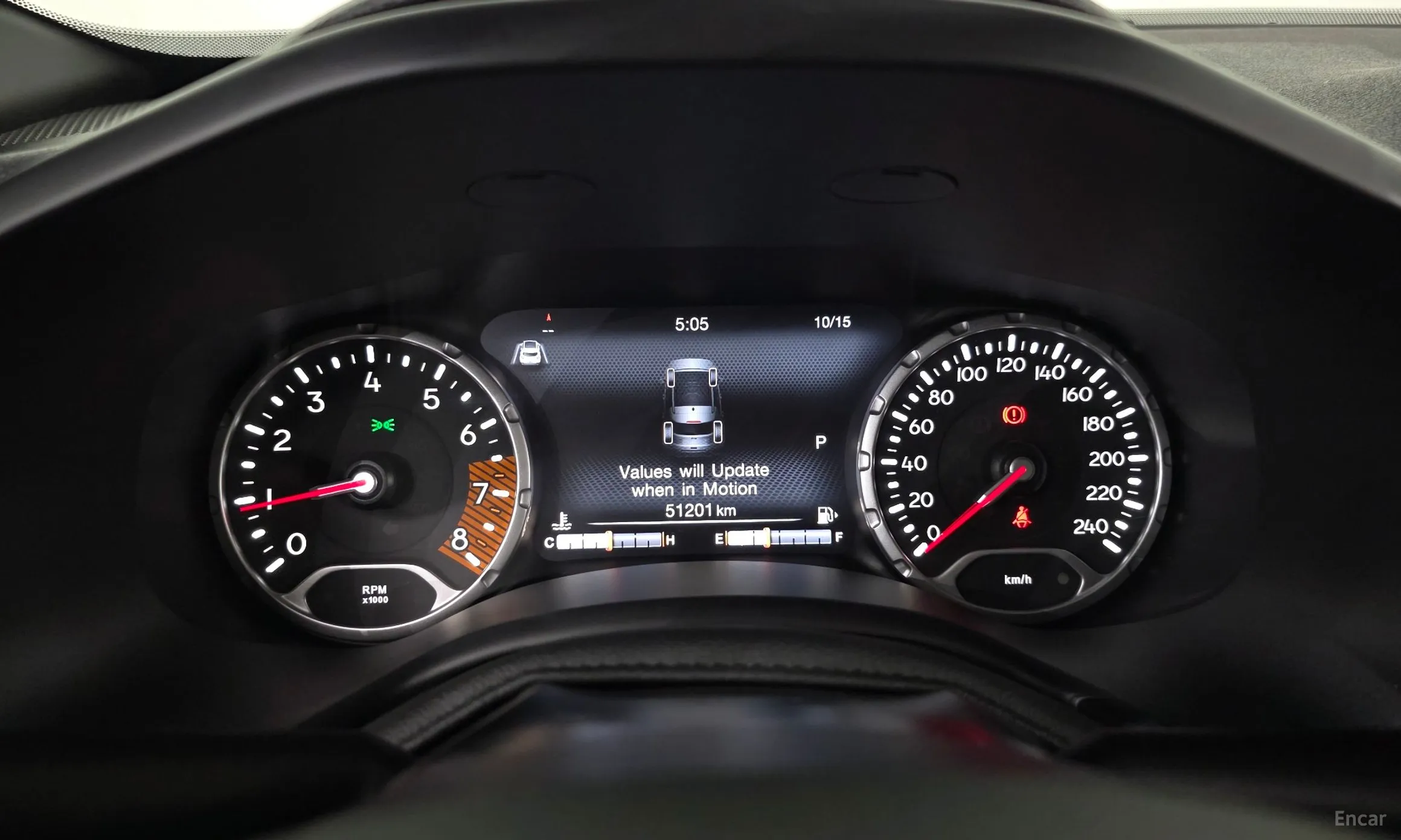 Jeep Renegade превью 8