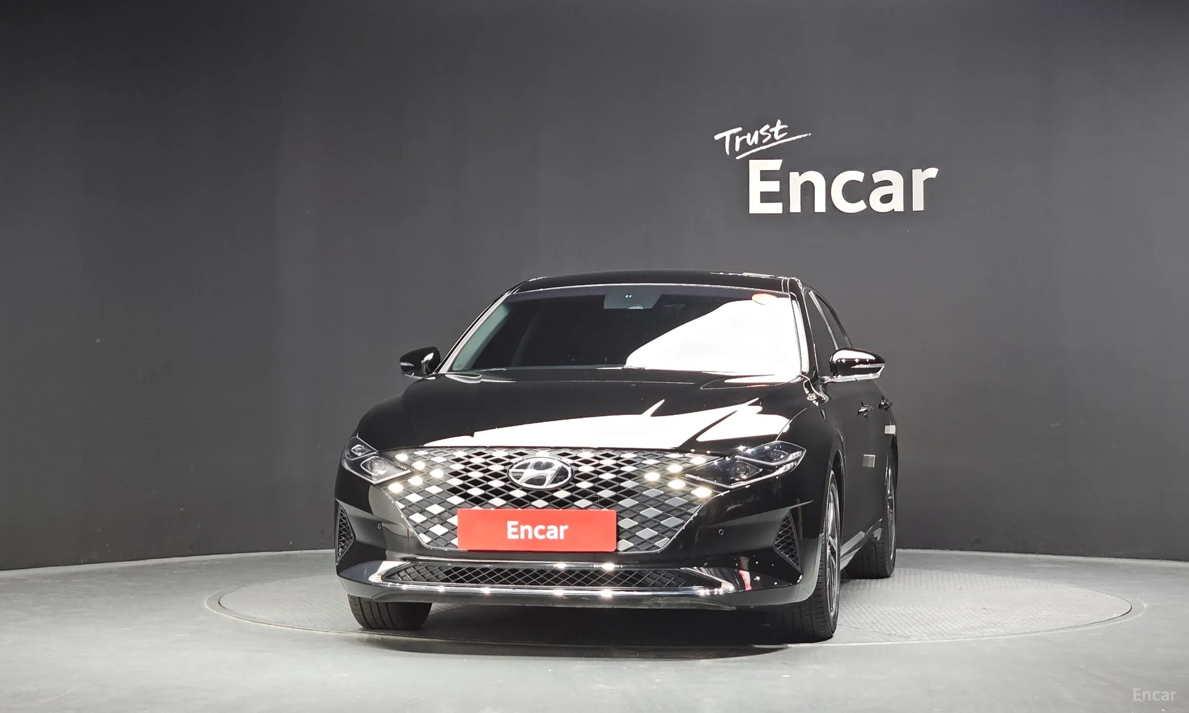 Hyundai Grandeur IG превью 3