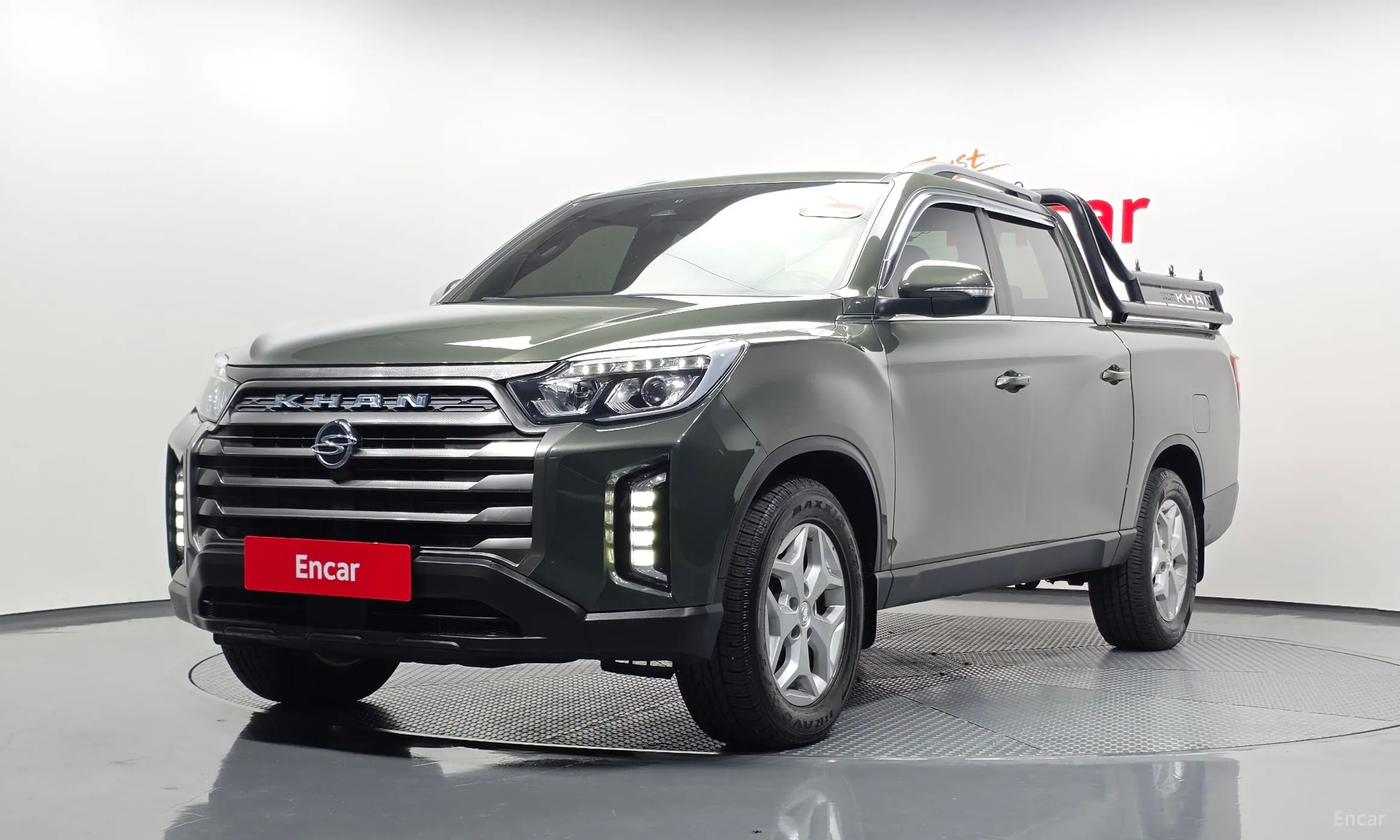 Rexton Sports Khan