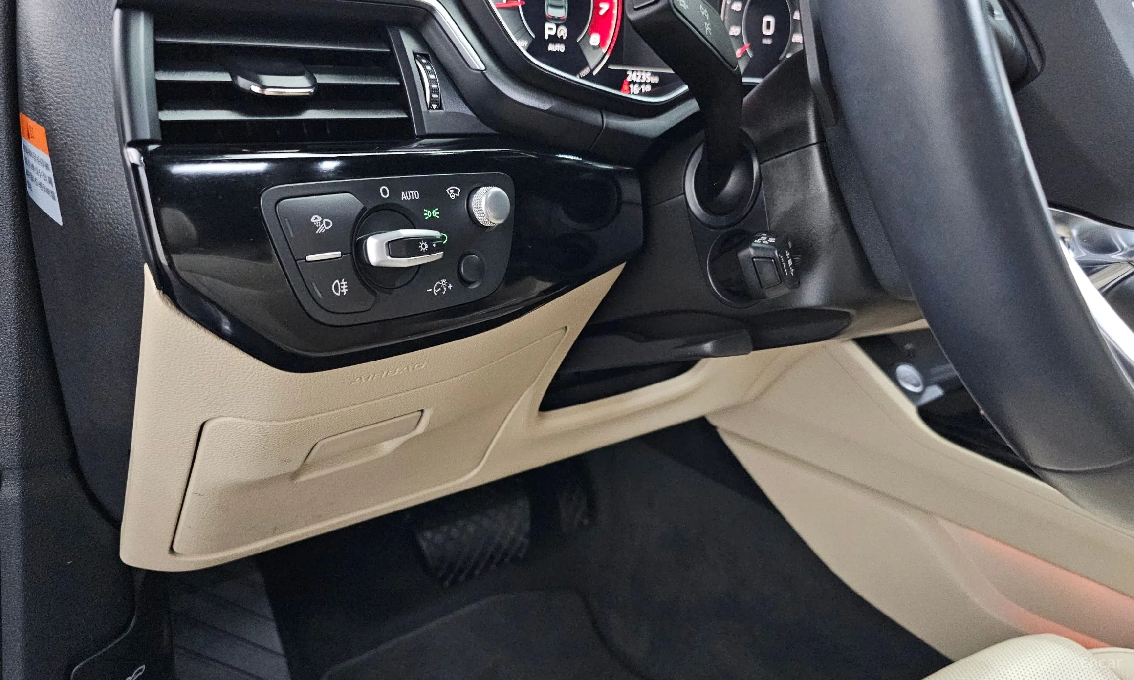 Audi A4 (B9) превью 20