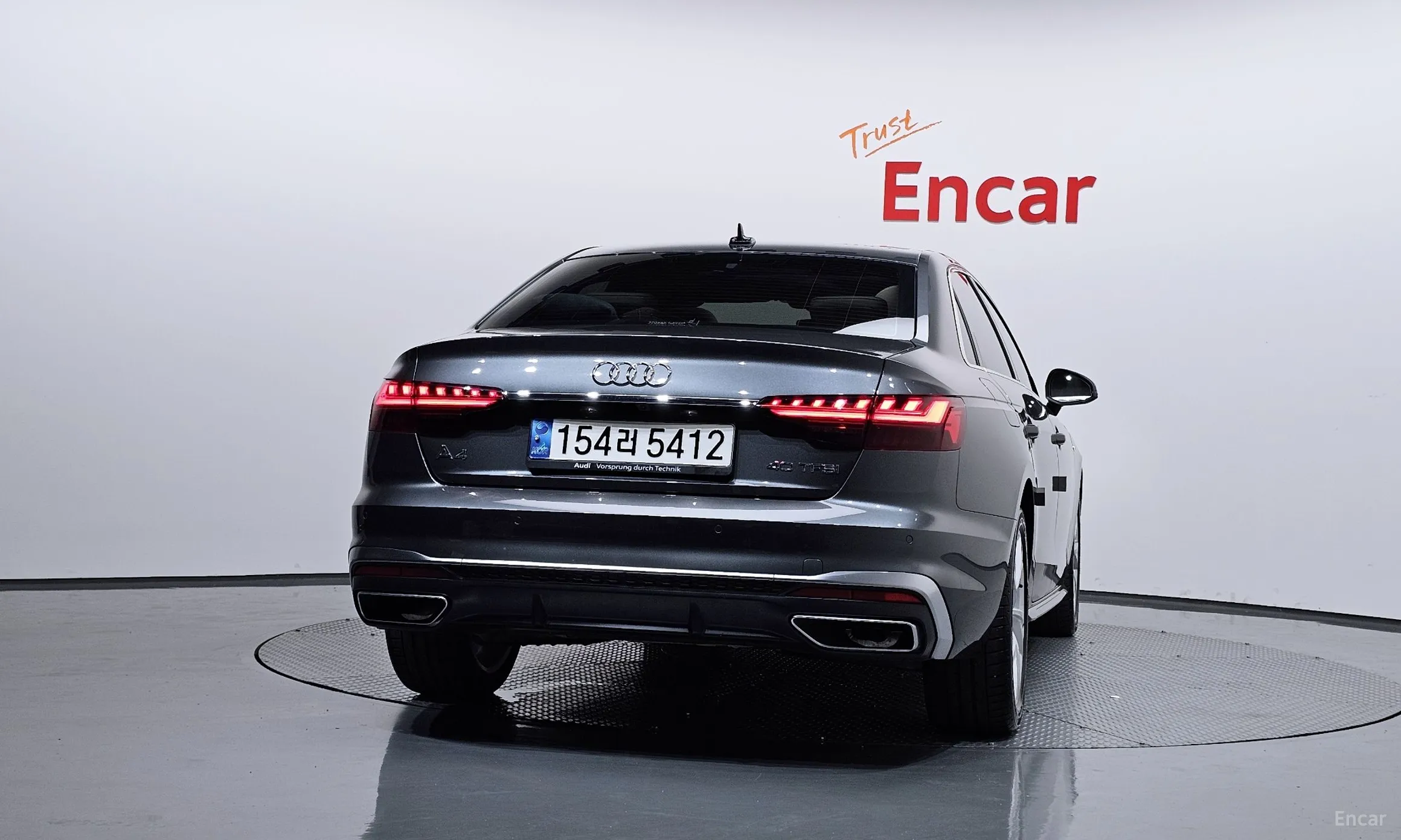 Audi A4 (B9) превью 4