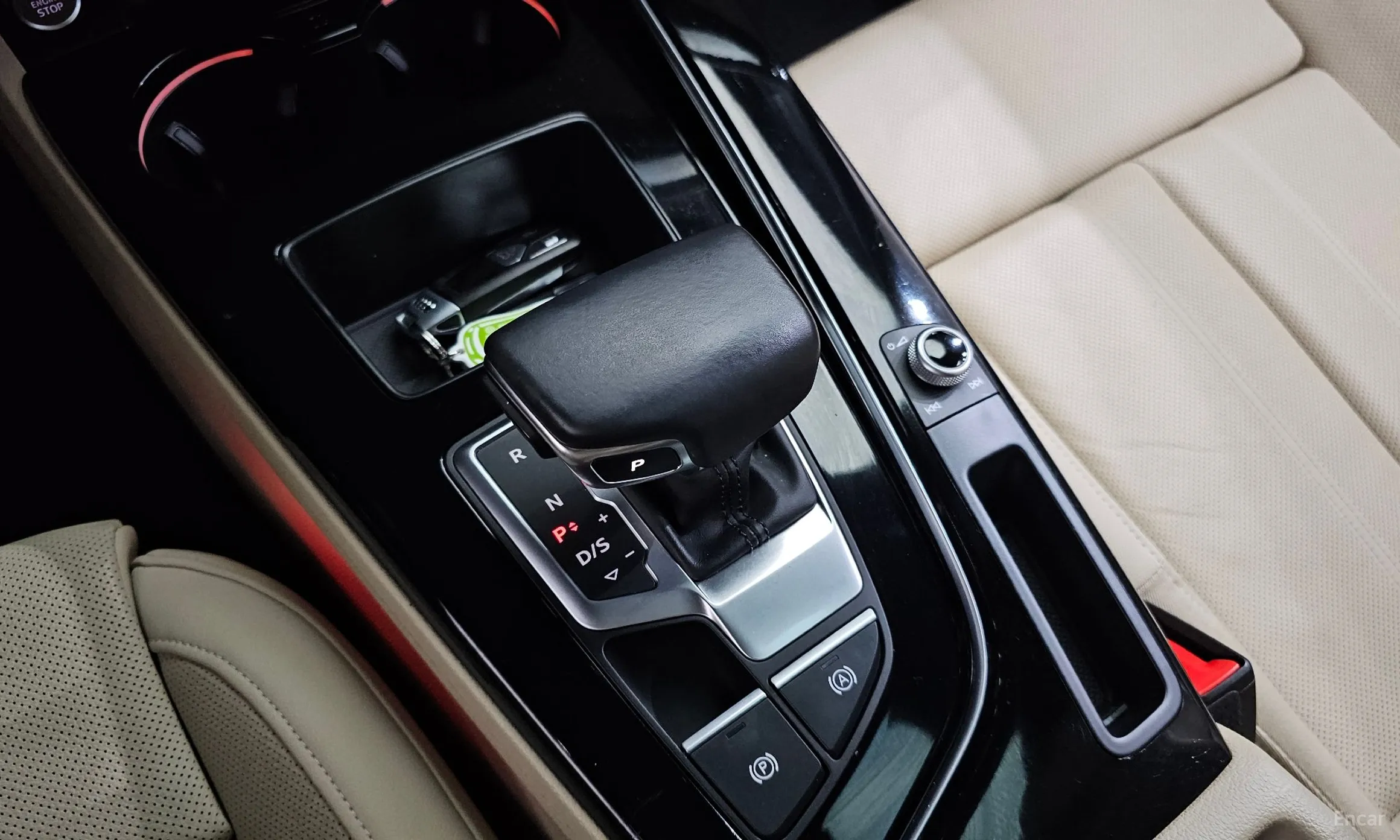 Audi A4 (B9) превью 9