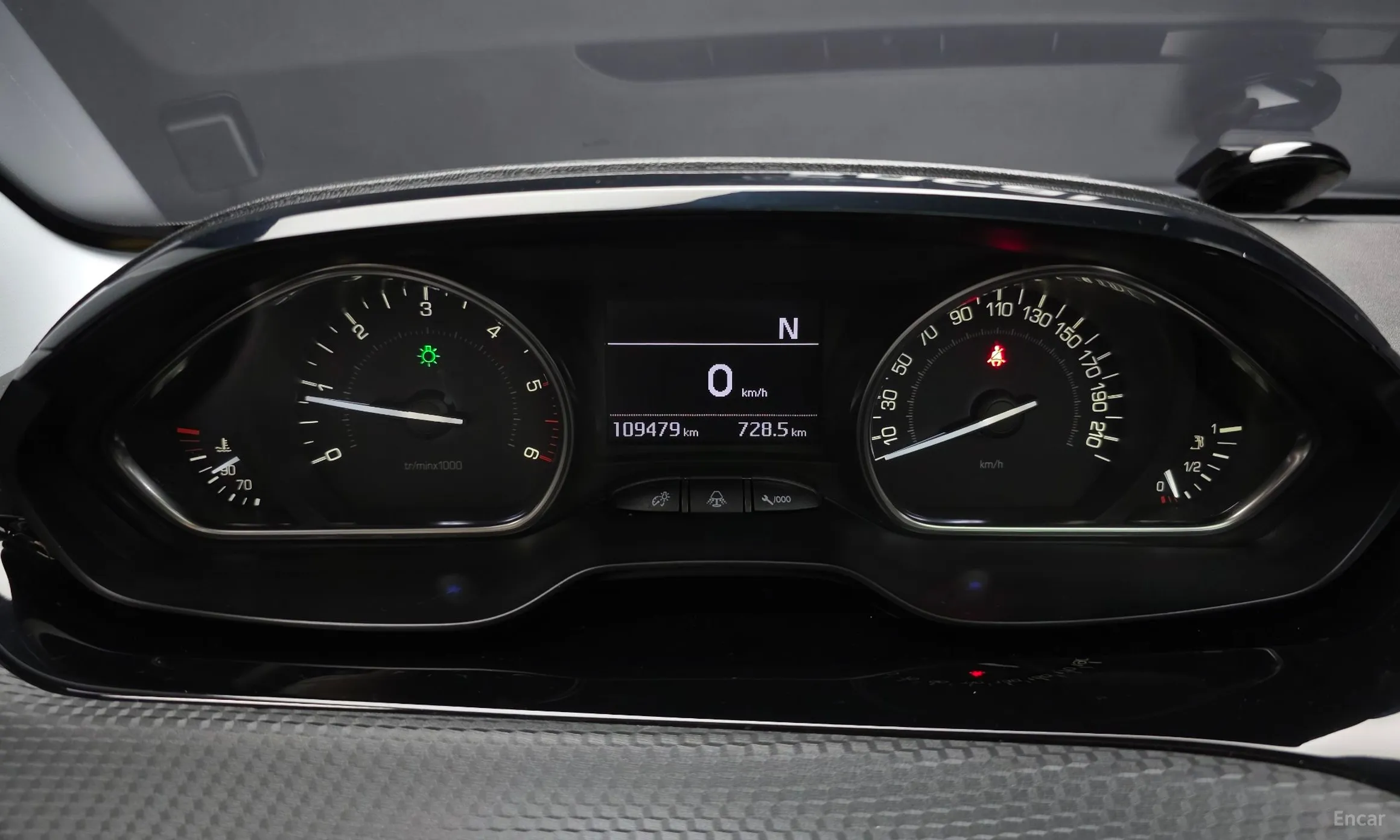 Peugeot 2008. превью 8