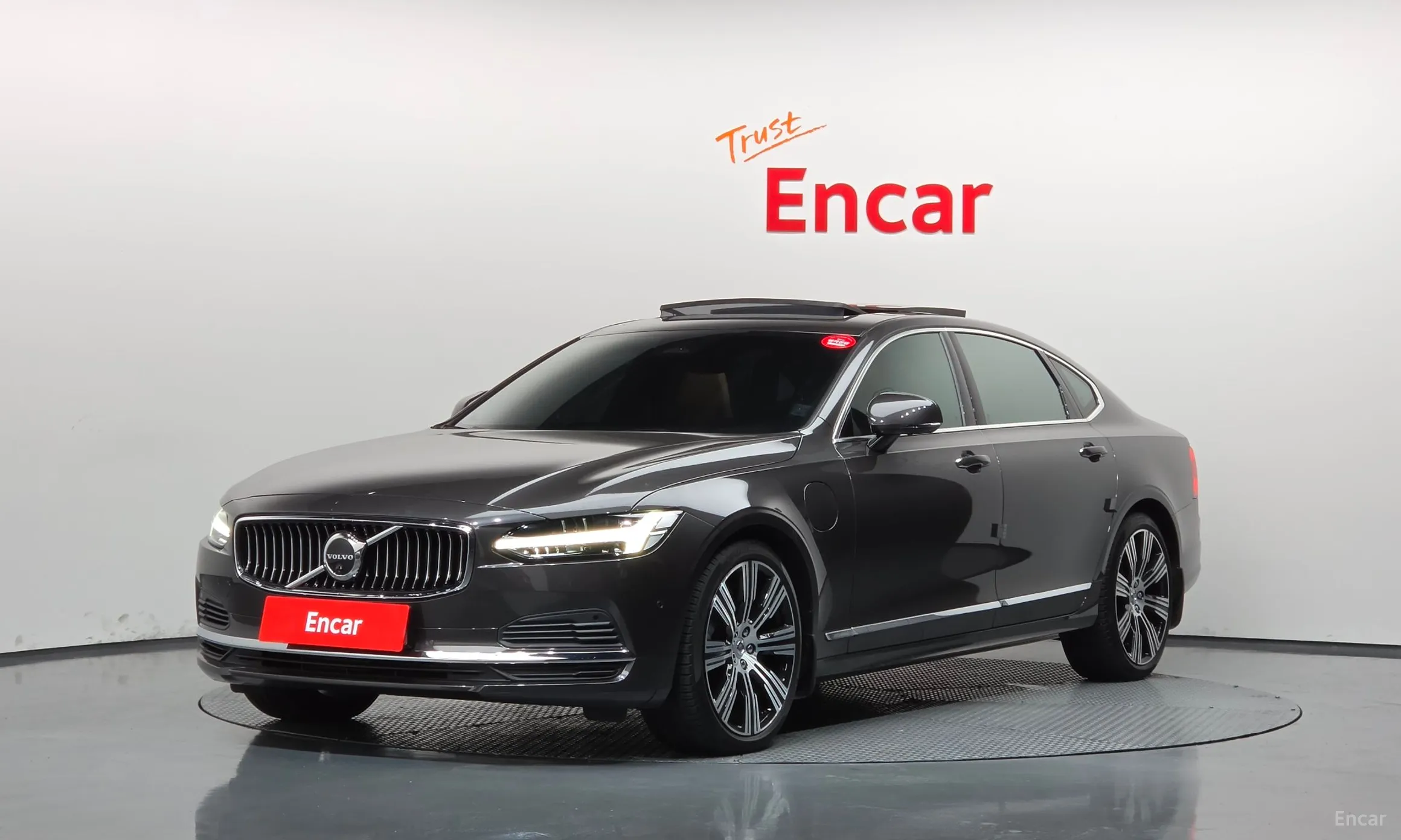 S90