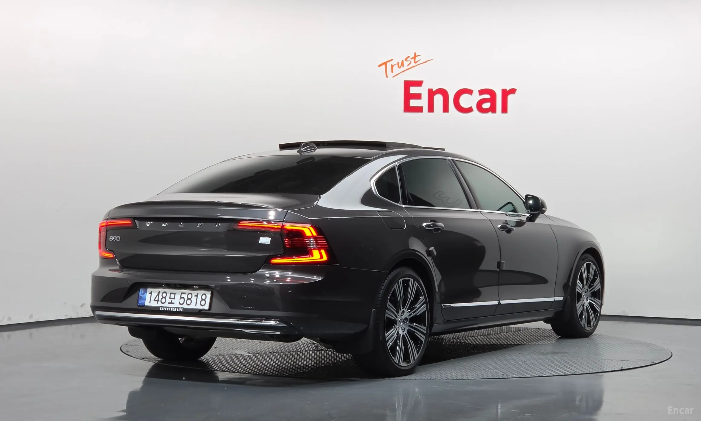 Volvo S90 превью 2