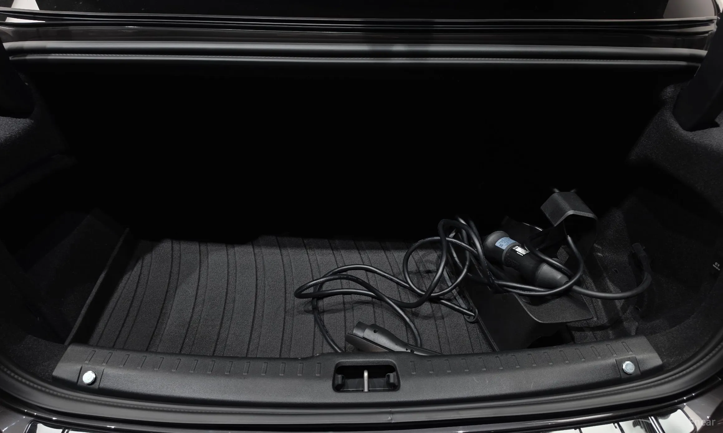 Volvo S90 превью 20