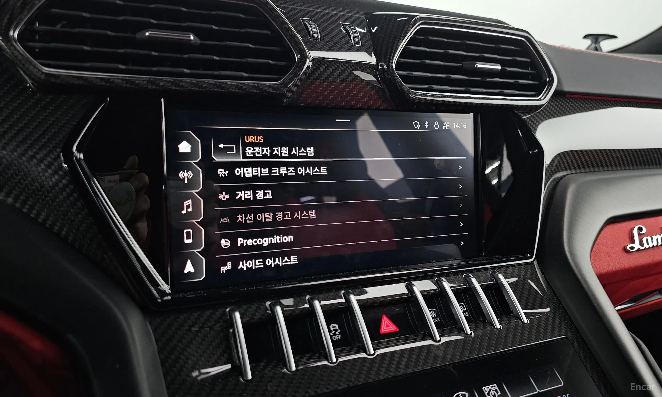 Lamborghini Urus превью 17