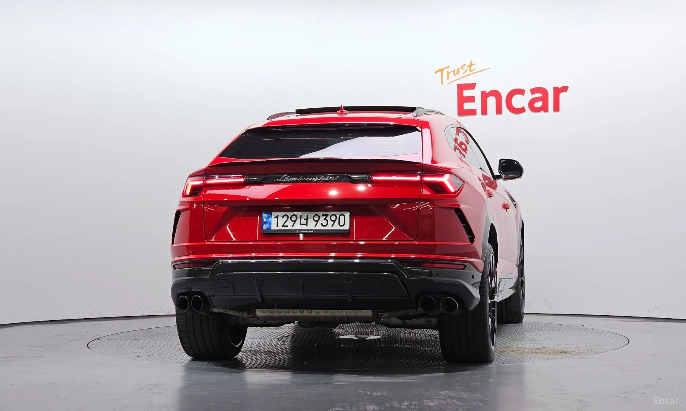 Lamborghini Urus превью 4