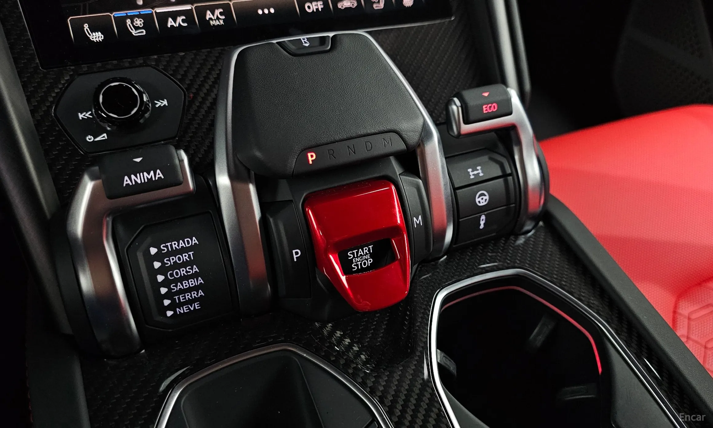 Lamborghini Urus превью 9