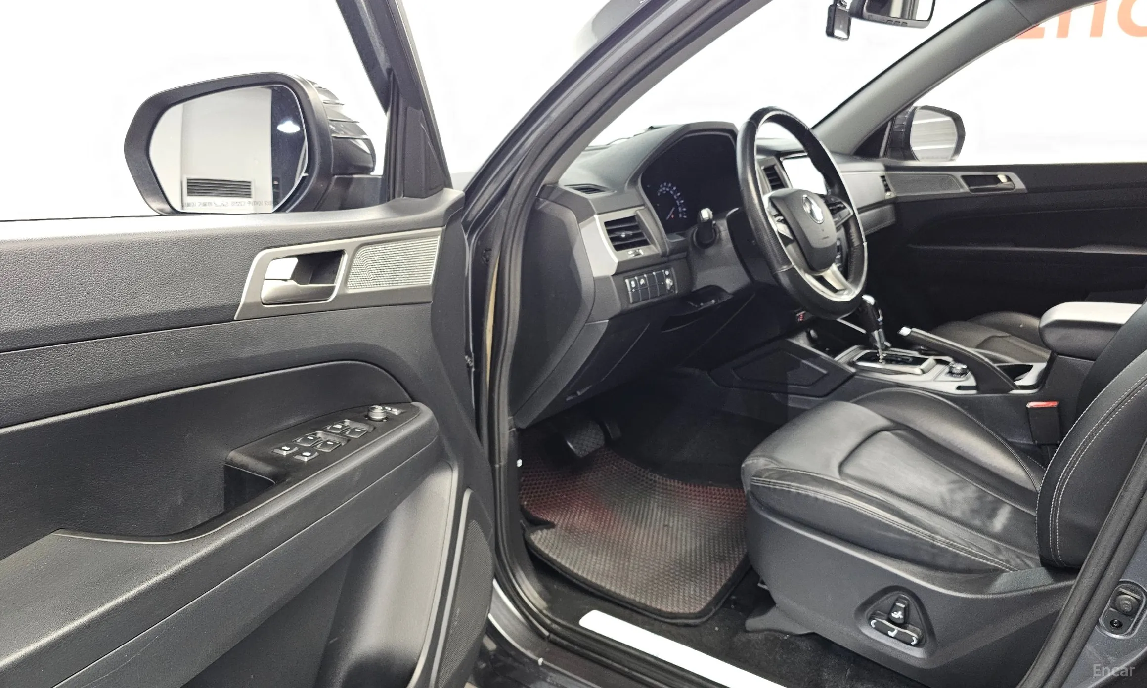 KG Mobility (SsangYong) Rexton Sports превью 10