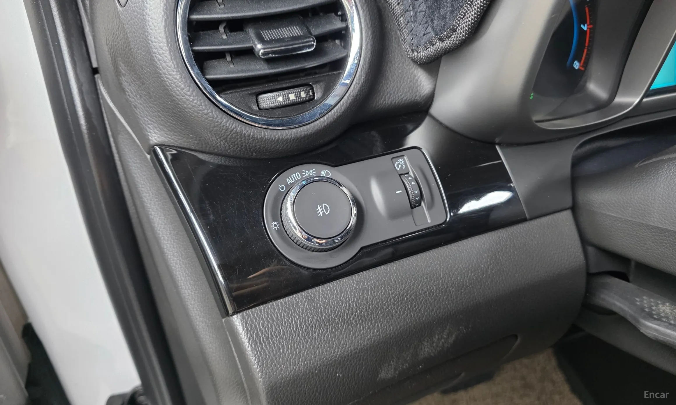 Chevrolet (GM Daewoo) Orlando превью 17