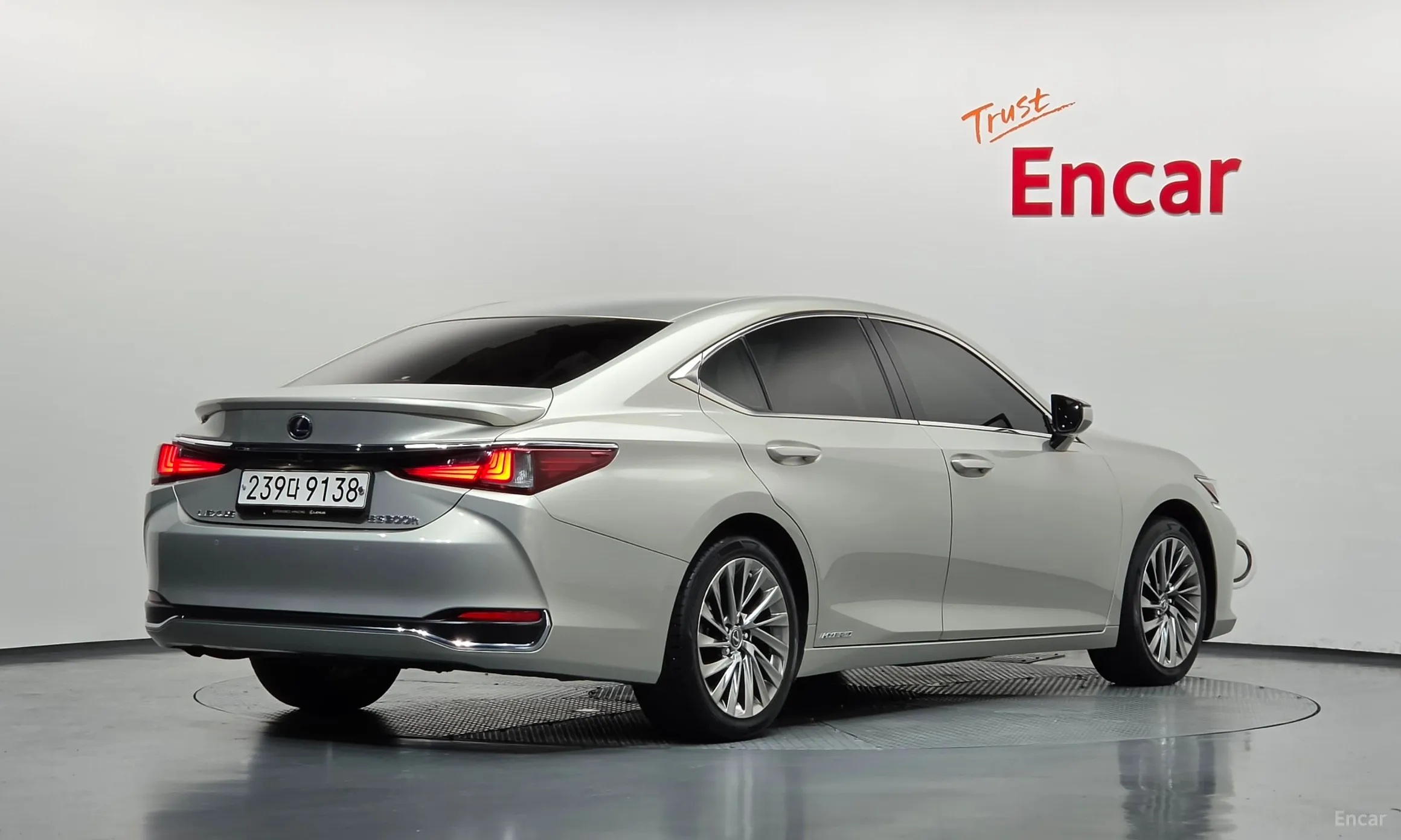 Lexus ES300h 7th Generation