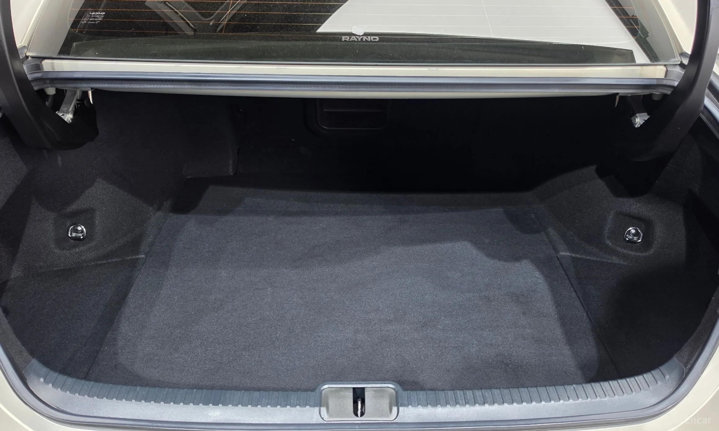 Lexus ES300h 7th Generation превью 18