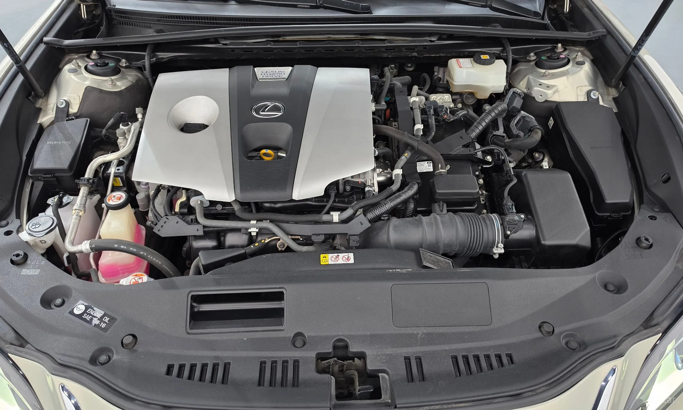 Lexus ES300h 7th Generation превью 6