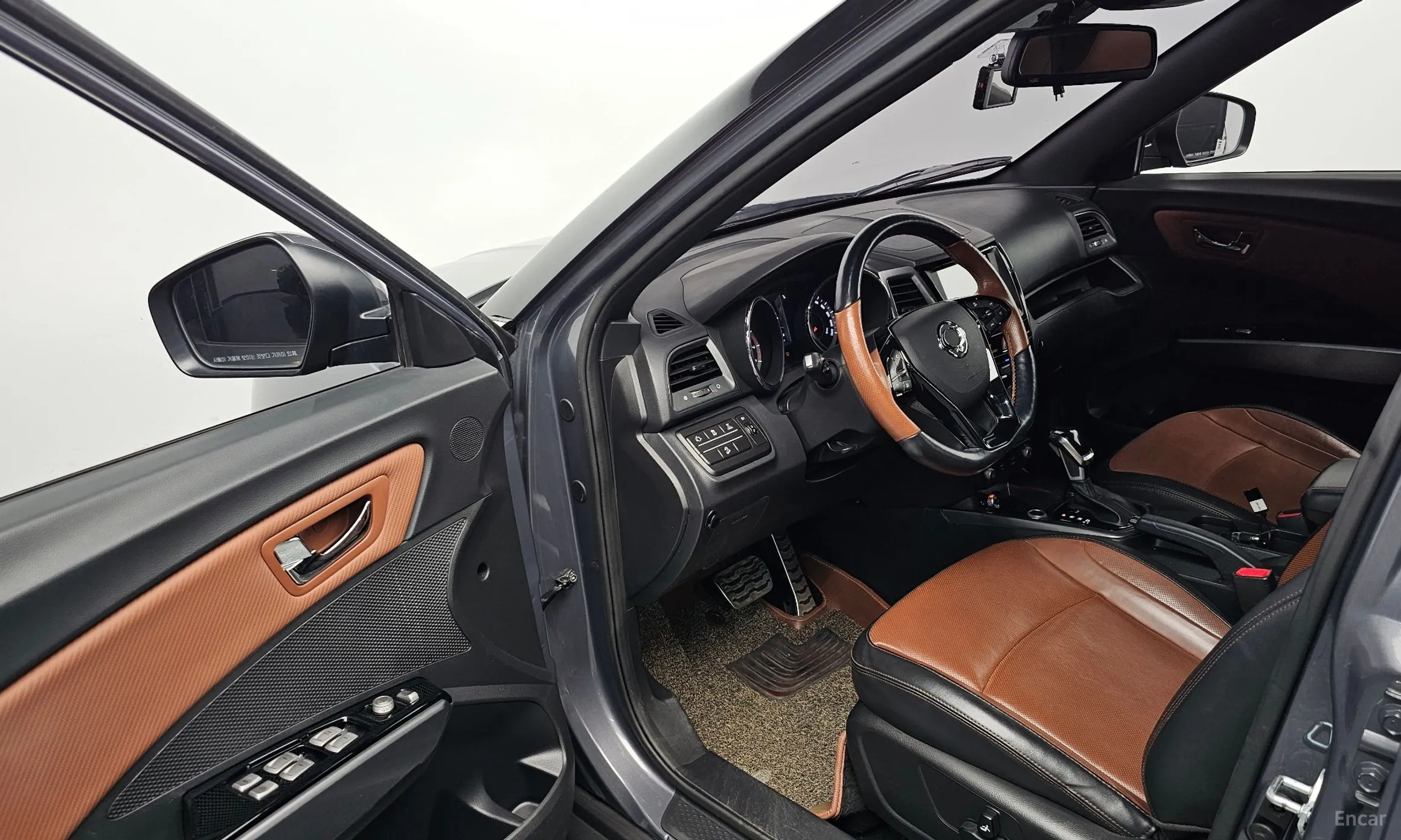 KG Mobility (SsangYong) Tivoli Armor превью 10